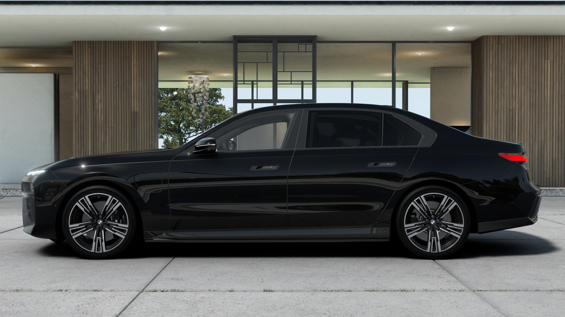 BMW 750e xDrive-image-1