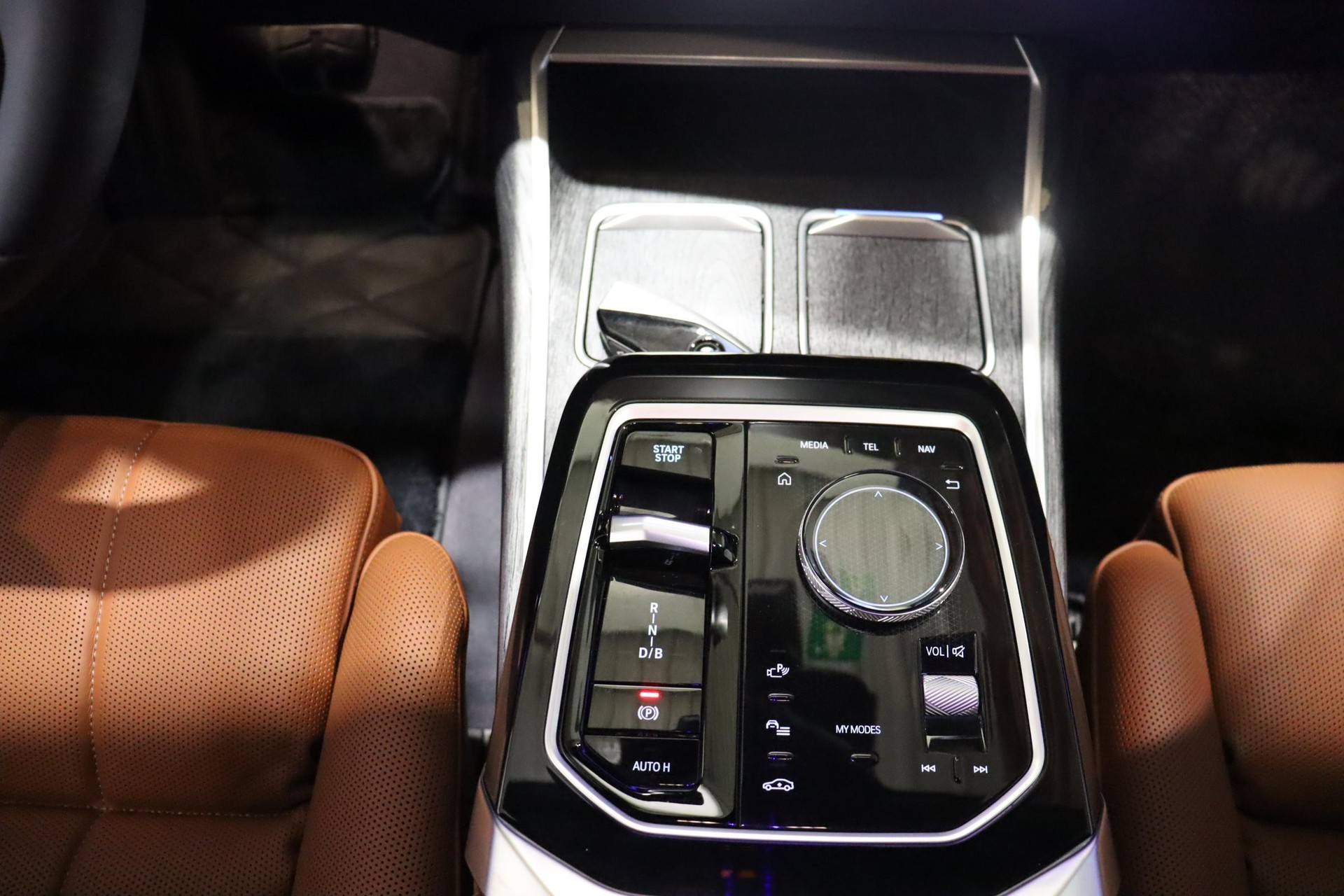 BMW i7 xDrive60-image-13