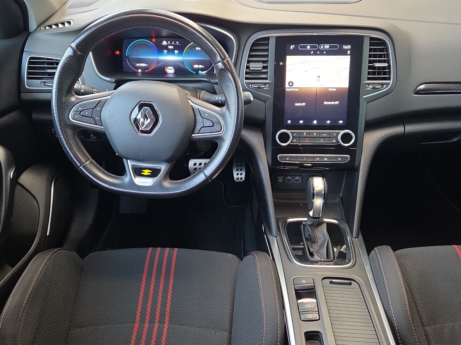 RENAULT Mégane Grandtour 1.6 E-Tech R.S. Line-image-8