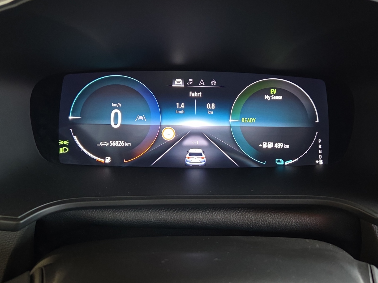 RENAULT Mégane Grandtour 1.6 E-Tech R.S. Line-image-9