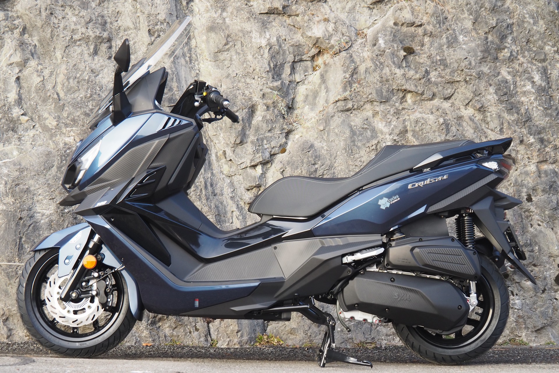 SYM Cruisym 300 E5+-showroom-element-1
