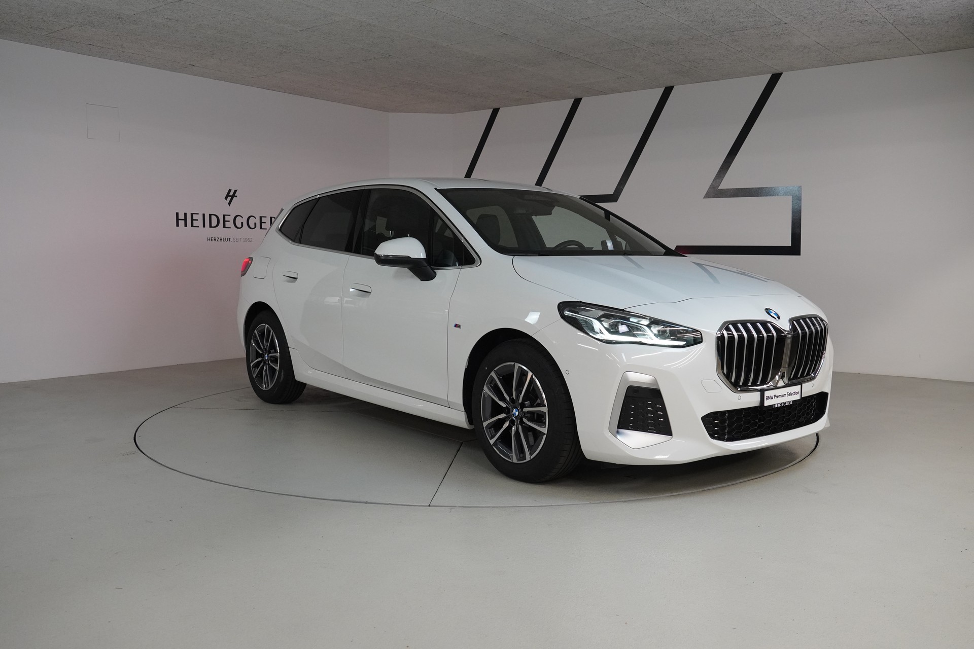 BMW 223d Active Tourer xDrive M Sport DKG-image-2