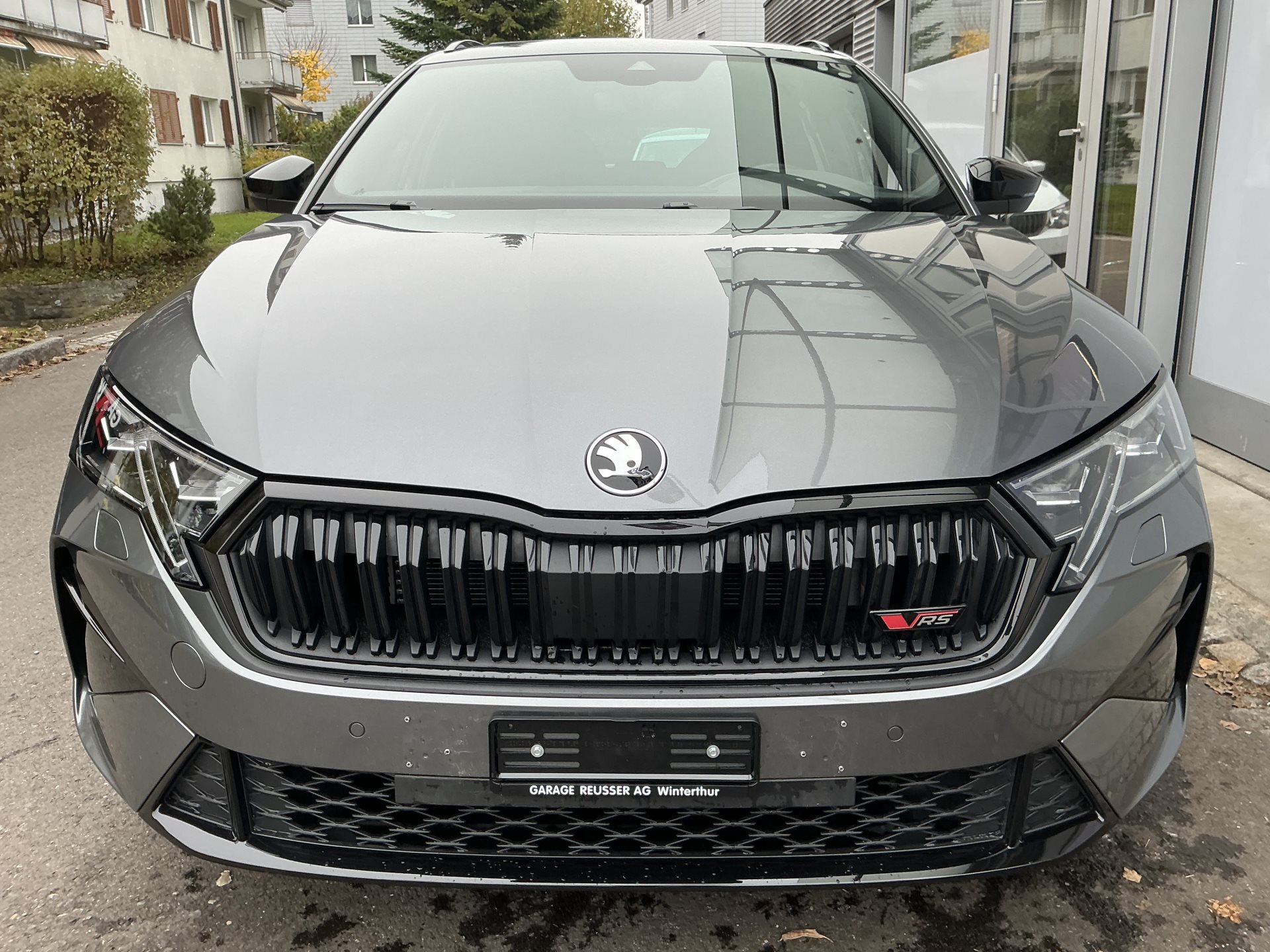 SKODA Octavia Combi 2.0 TSI 265 PS RS *** FACELIFT MODEL MIT ANHÄNGERKUPPLUNG ***-image-1