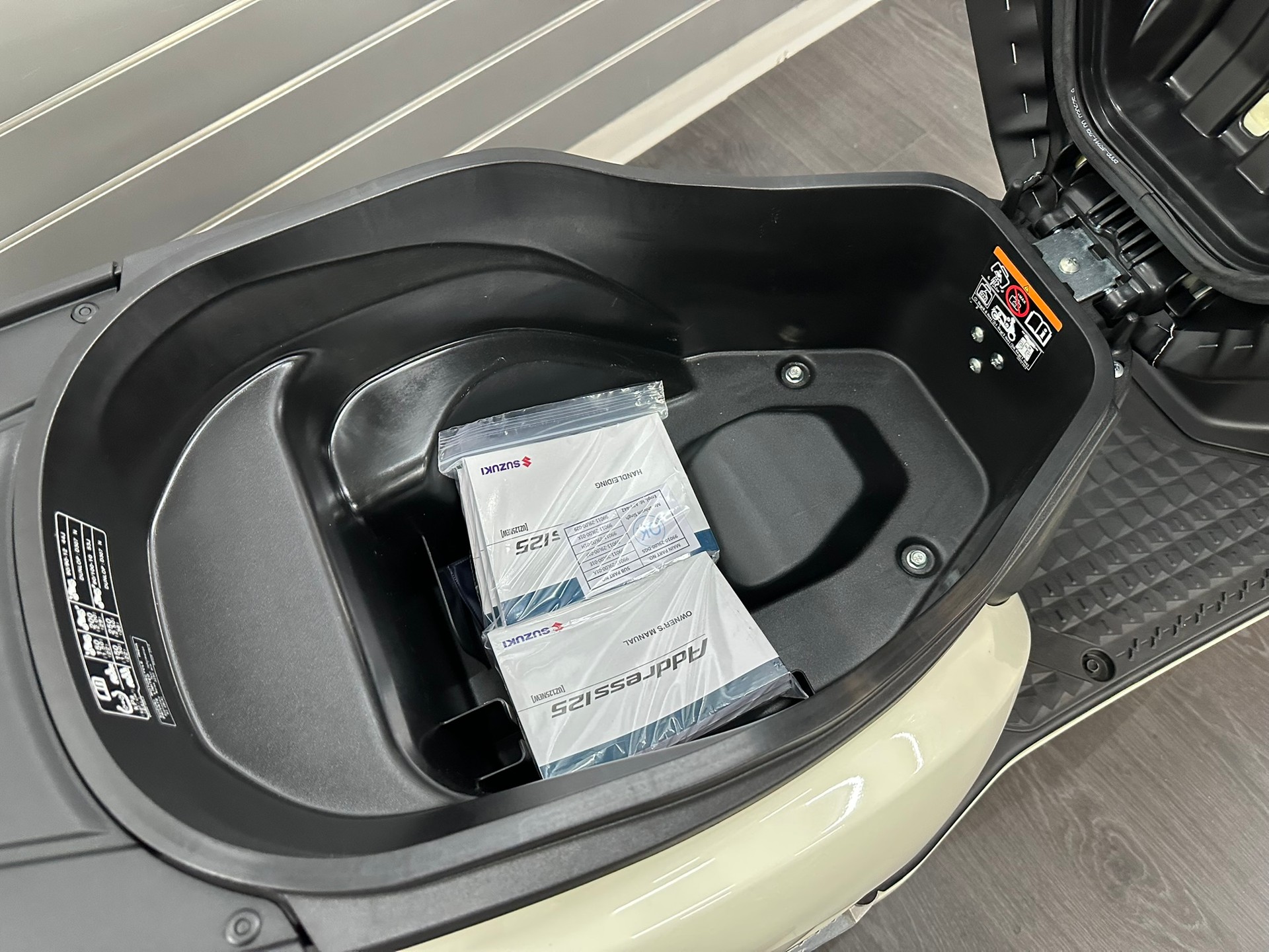 SUZUKI UZ 125 Address-image-5