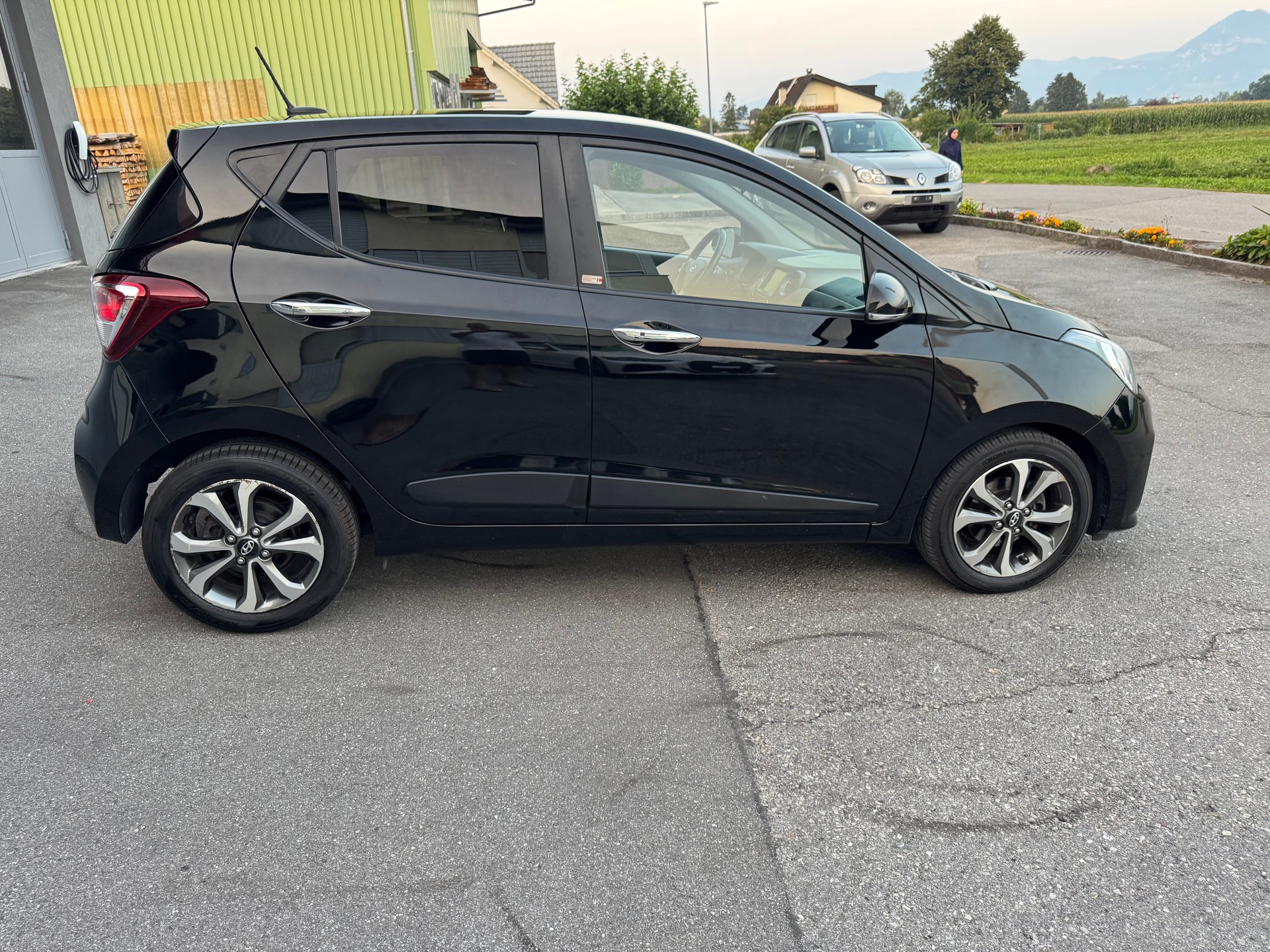 HYUNDAI i10 1.2 Vertex-image-10
