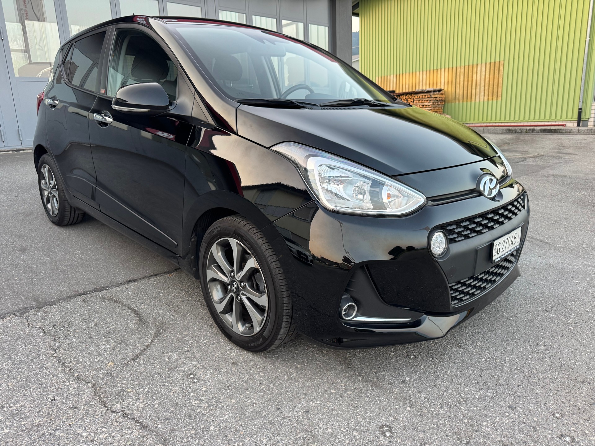 HYUNDAI i10 1.2 Vertex-image-1
