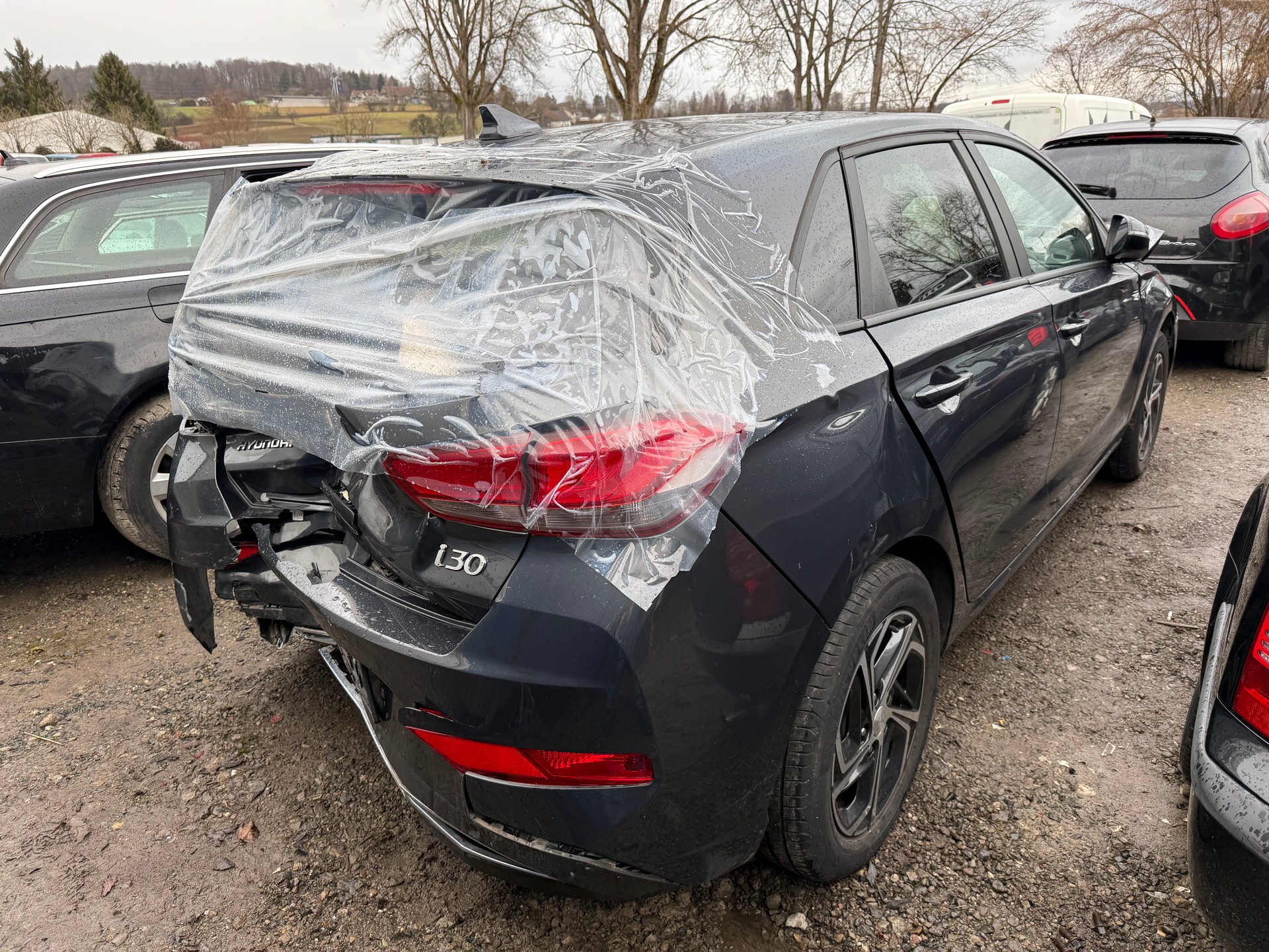 HYUNDAI i30 1.0 T-GDi Amplia 48V MH iMT-image-8