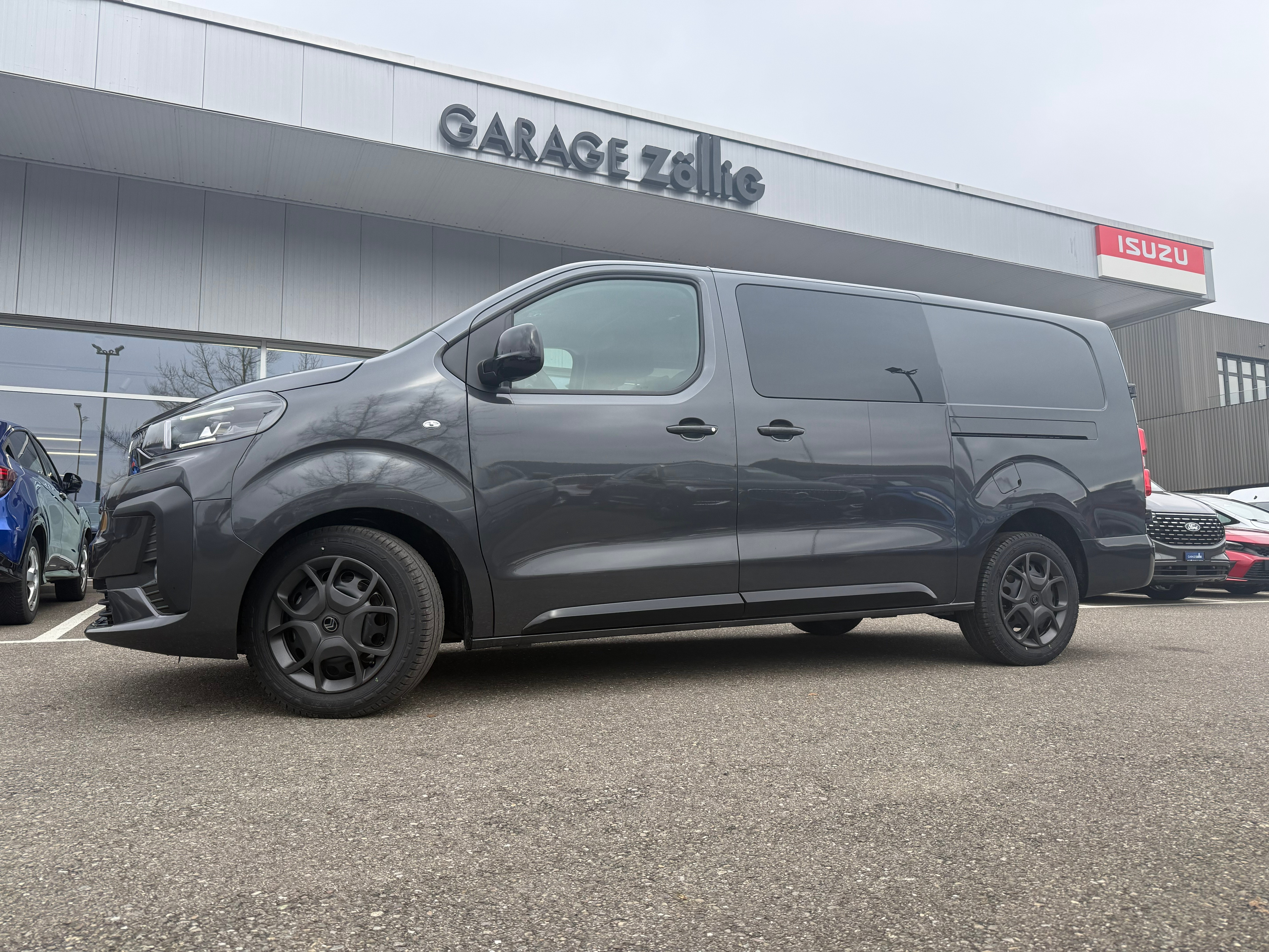 Car photo