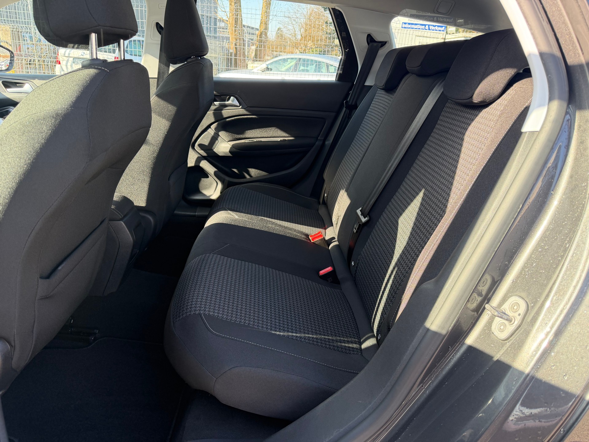 PEUGEOT 308 SW 1.5 BlueHDI Active * Gr. Navi * Klima-auto * Tempomat * PDC V&H * Frisch Ab MFK-image-3
