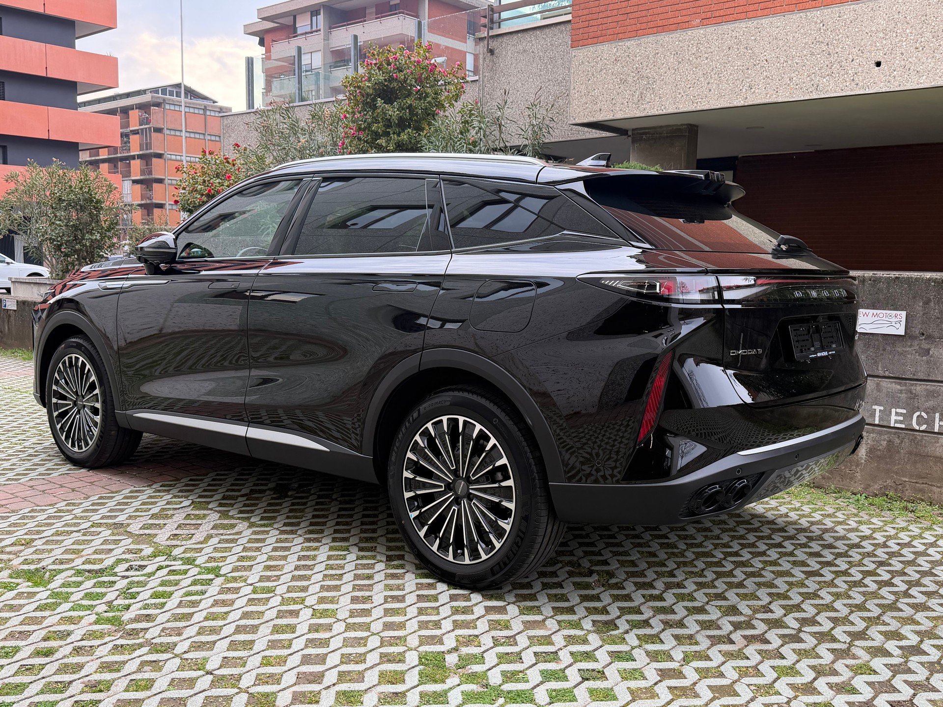 OMODA 9 SHS-P PREMIUM-image-4