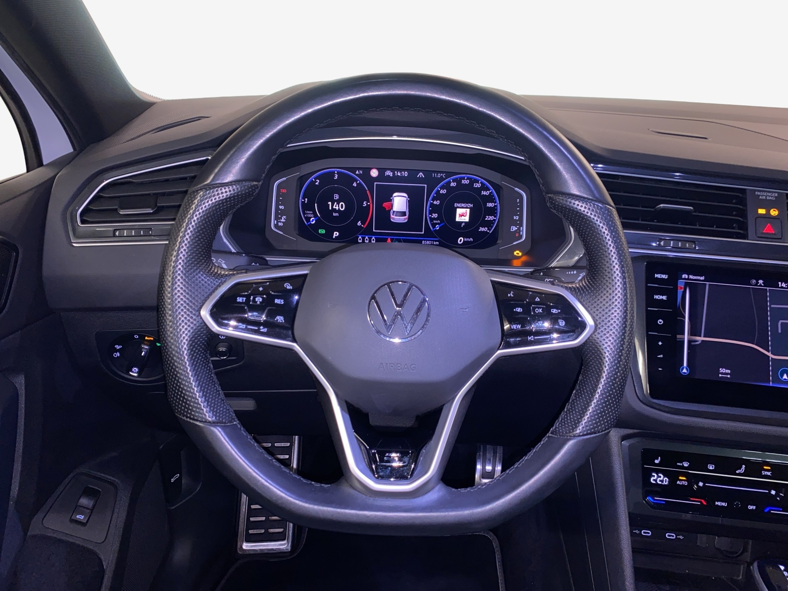 VW Tiguan 2.0 TDI SCR R-Line 4Motion DSG-image-9