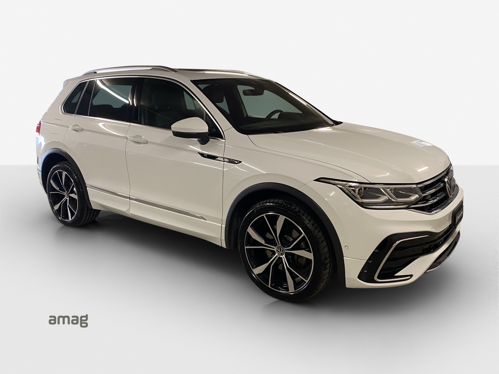 VW Tiguan 2.0 TDI SCR R-Line 4Motion DSG-image-5