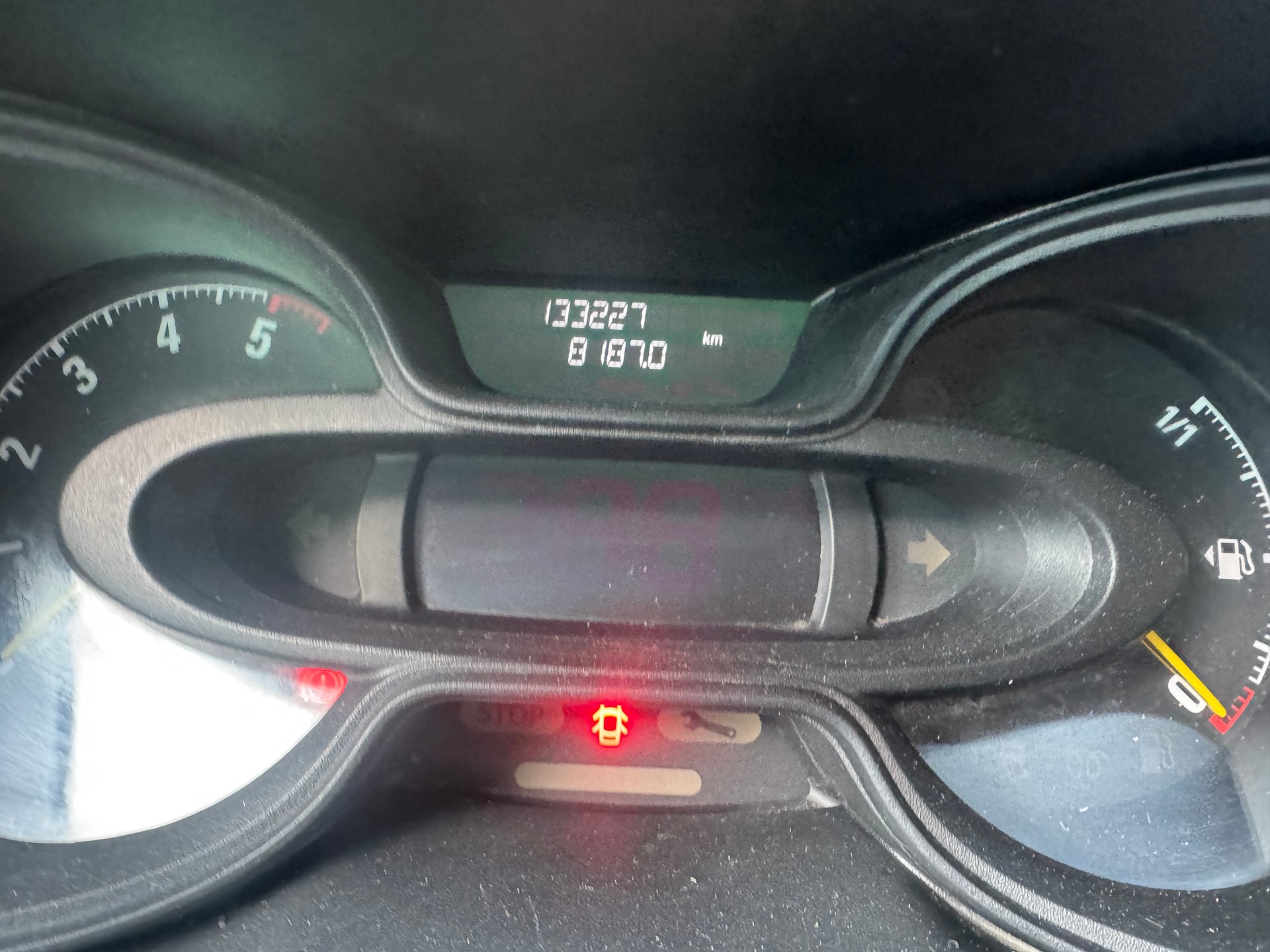 OPEL Vivaro 1.6 CDTI 2.7t L1H1-image-12