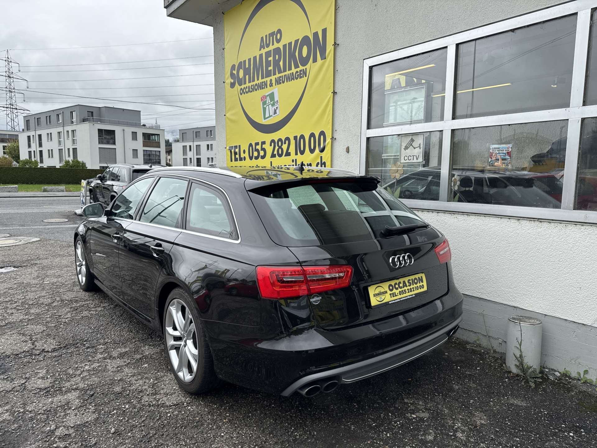 AUDI S6 Avant 4.0 TFSI V8 quattro S-tronic-image-2