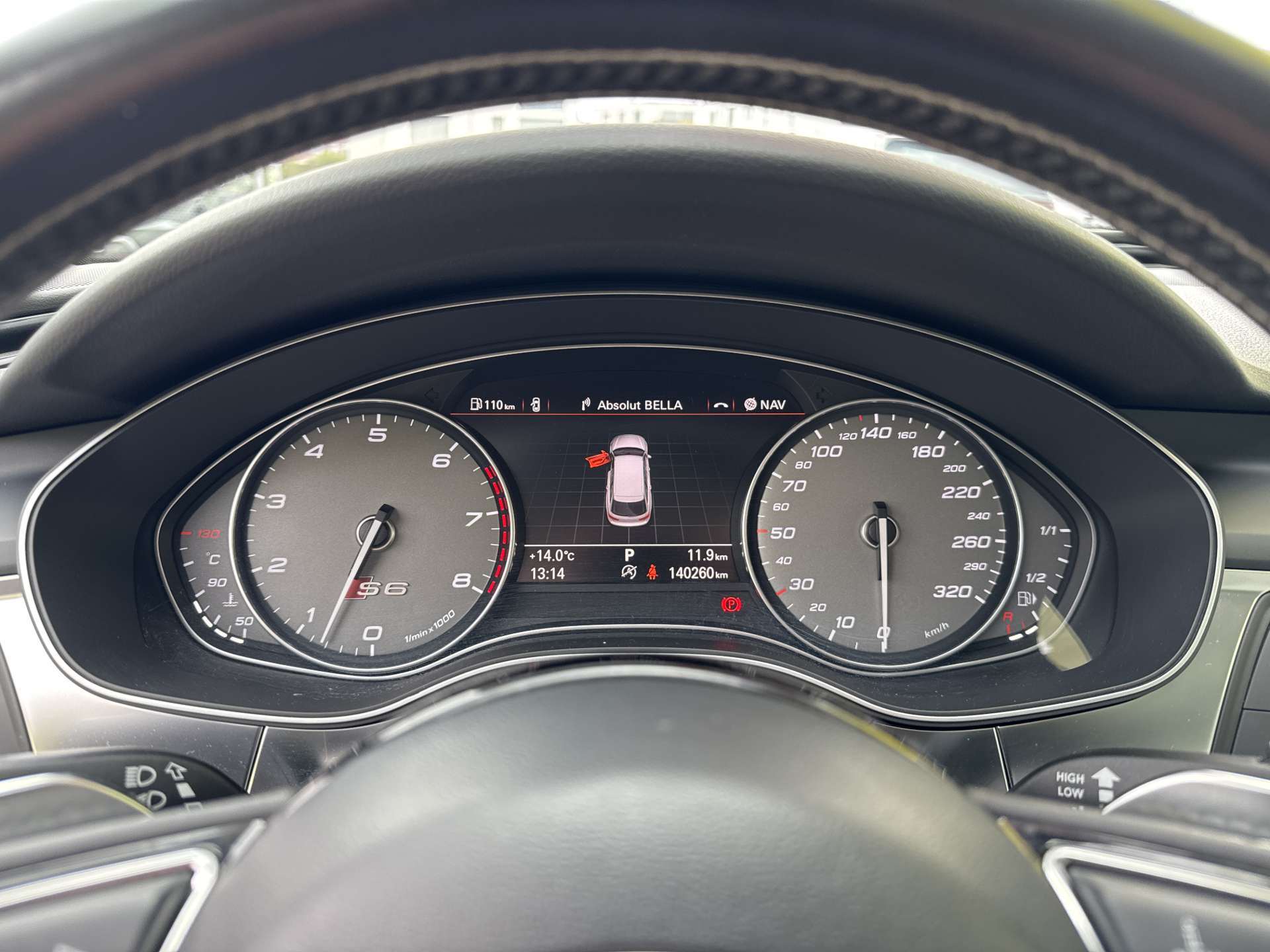 AUDI S6 Avant 4.0 TFSI V8 quattro S-tronic-image-11