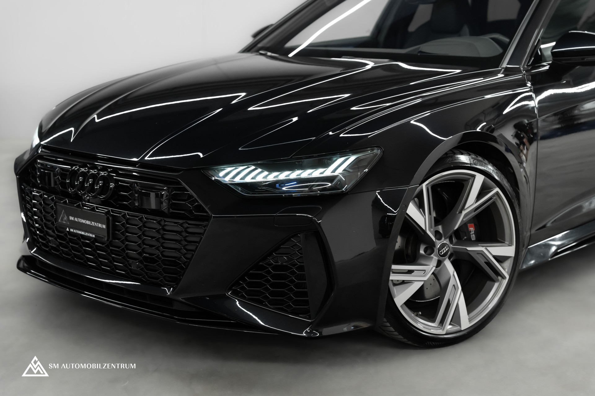 AUDI RS6 Avant 4.0 V8 TFSI quattro T-Tronic / ABT / Panorama / Head-Up / 360°-showroom-element-3
