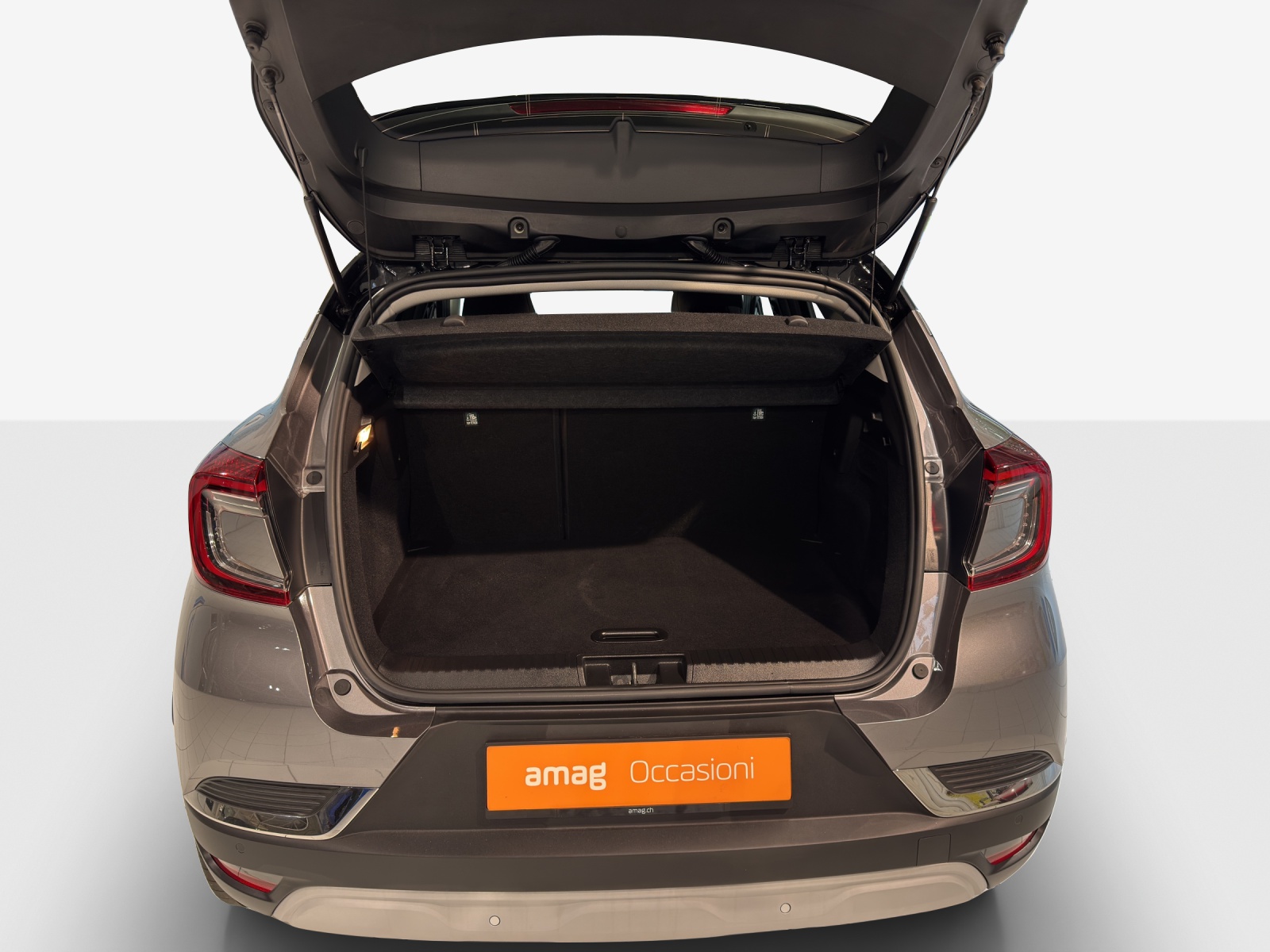 RENAULT Captur 1.3 TCe EDC Initiale Paris EDC-image-12