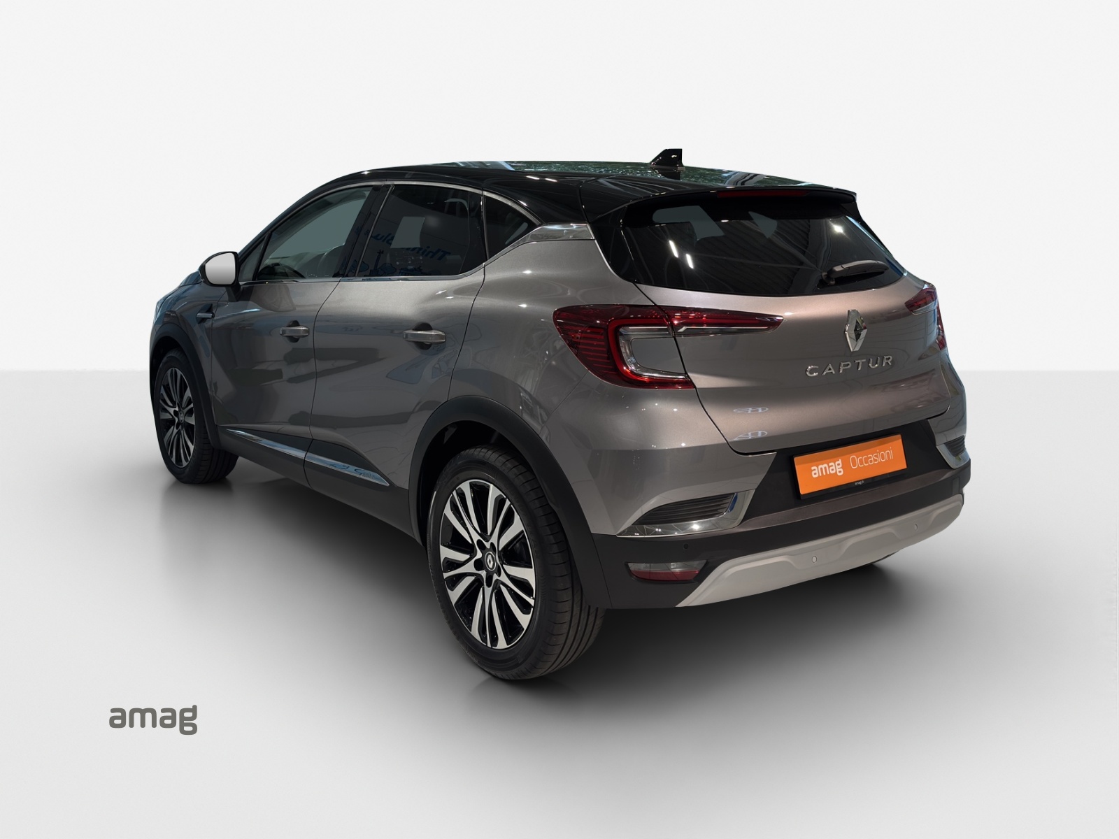 RENAULT Captur 1.3 TCe EDC Initiale Paris EDC-image-2