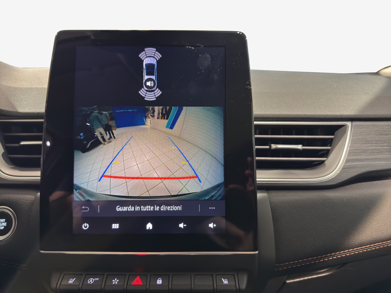 RENAULT Captur 1.3 TCe EDC Initiale Paris EDC-image-15