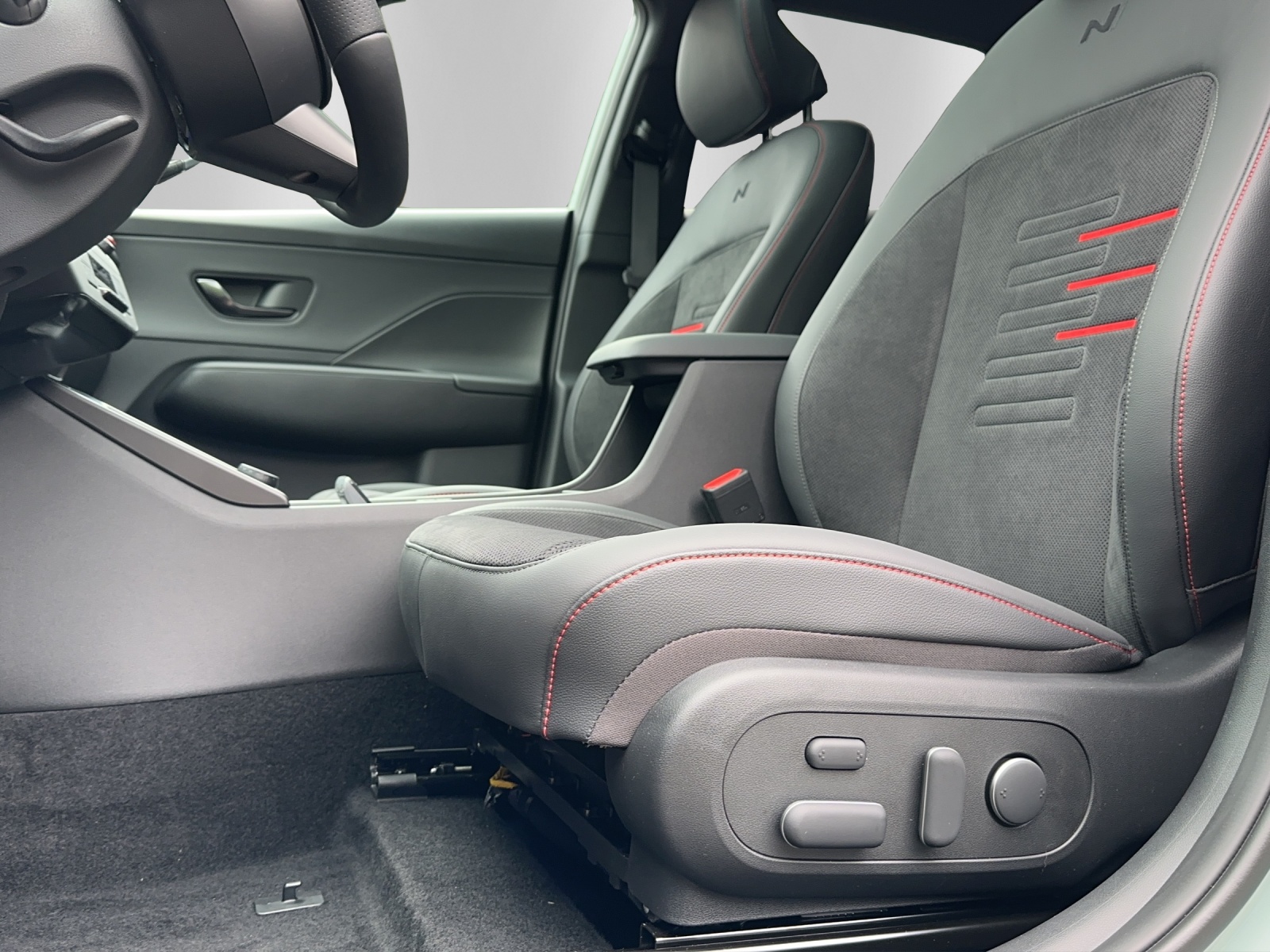 HYUNDAI Kona 1.6 HEV N Line-image-11