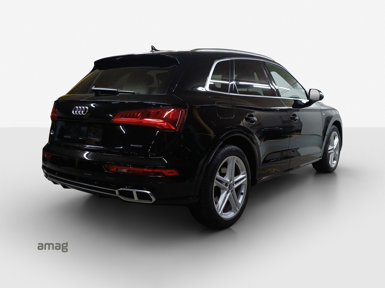 AUDI Q5 55 TFSI e sport quattro-image-4