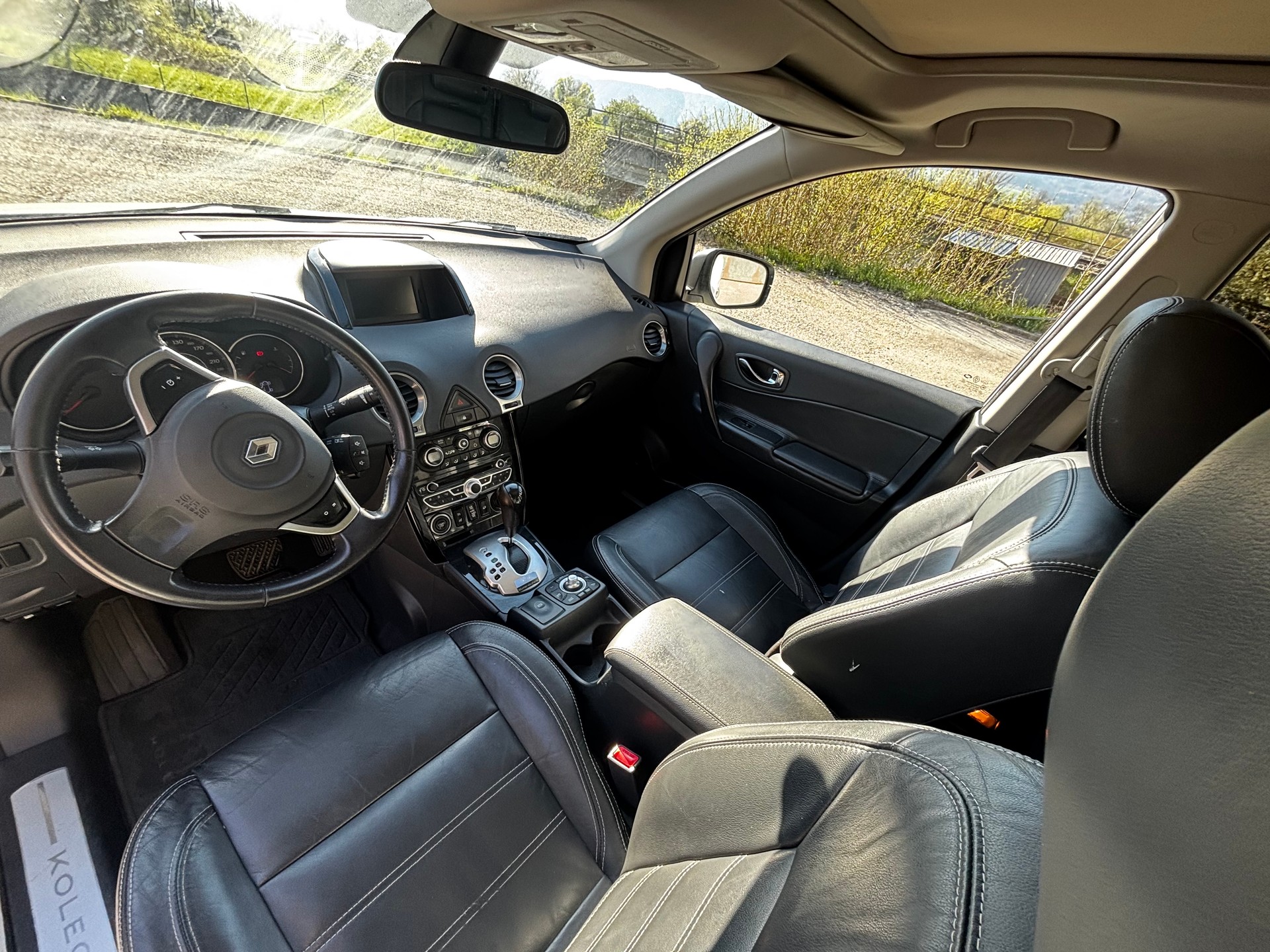 RENAULT Koleos 2.0 dCi Bose 4x4 Automatic-image-12