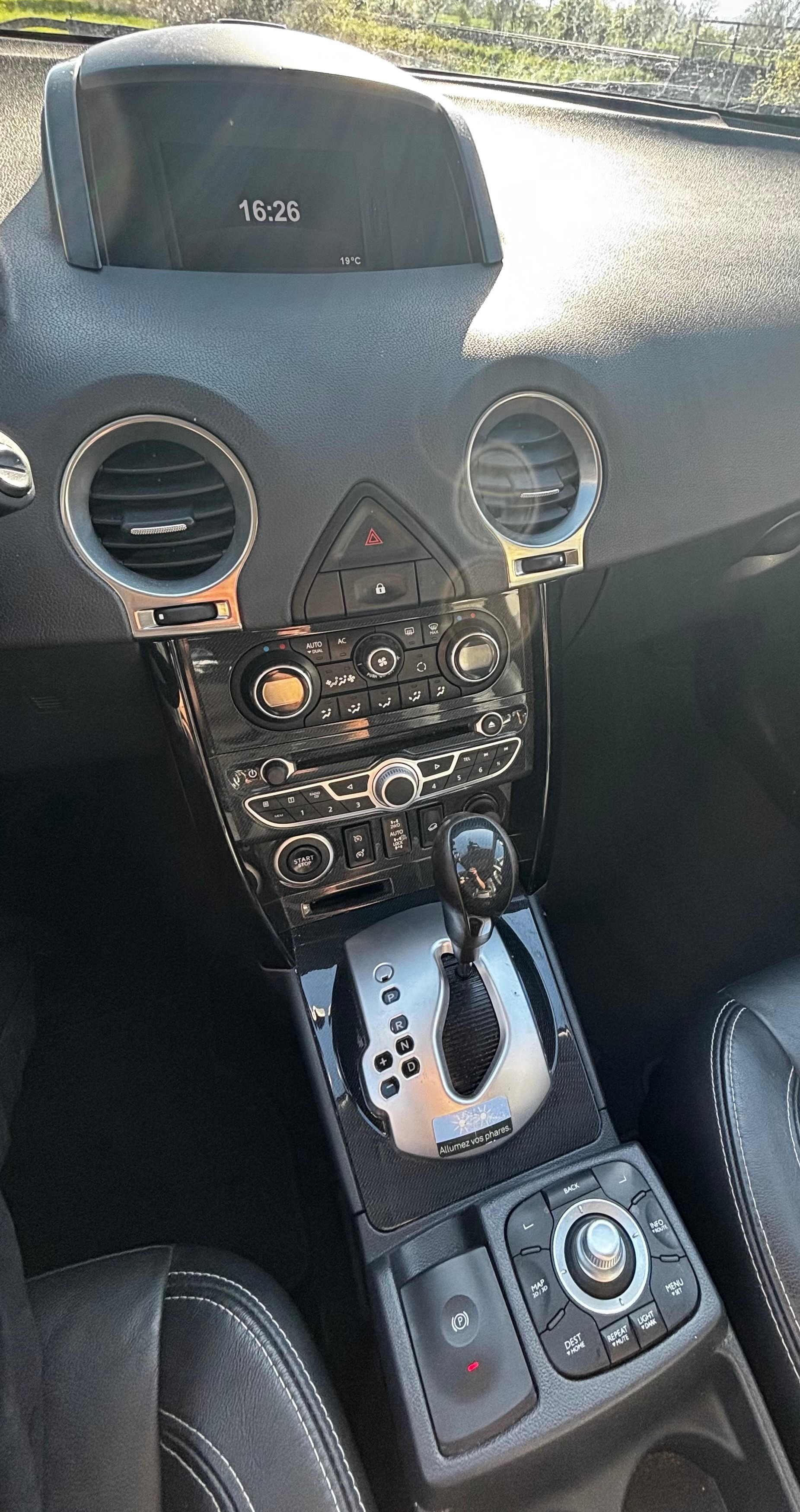 RENAULT Koleos 2.0 dCi Bose 4x4 Automatic-image-14