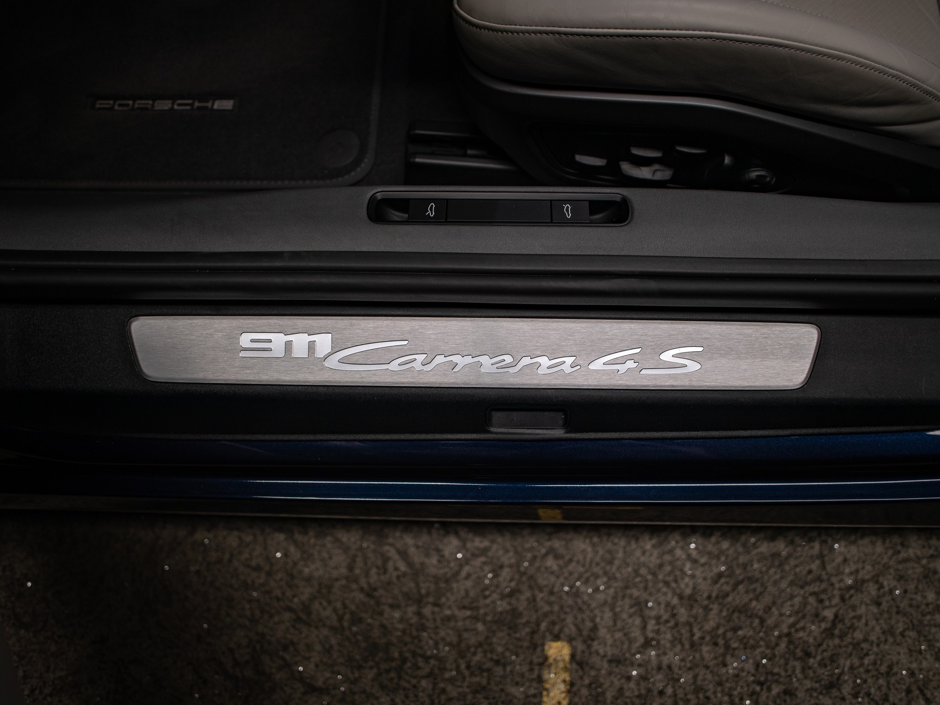 PORSCHE 911 Carrera 4S Cabriolet PDK-image-11