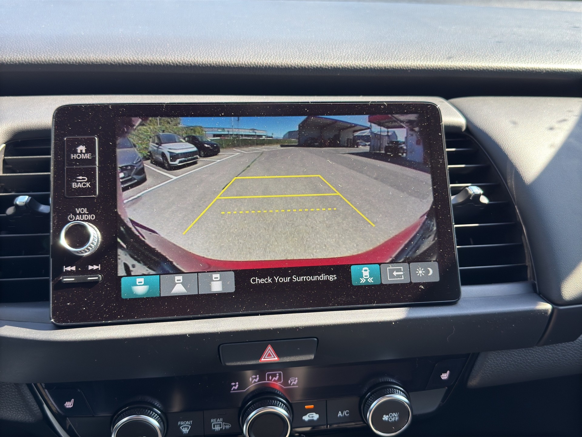HONDA Jazz 1.5i-MMD Advance E-CVT-image-10