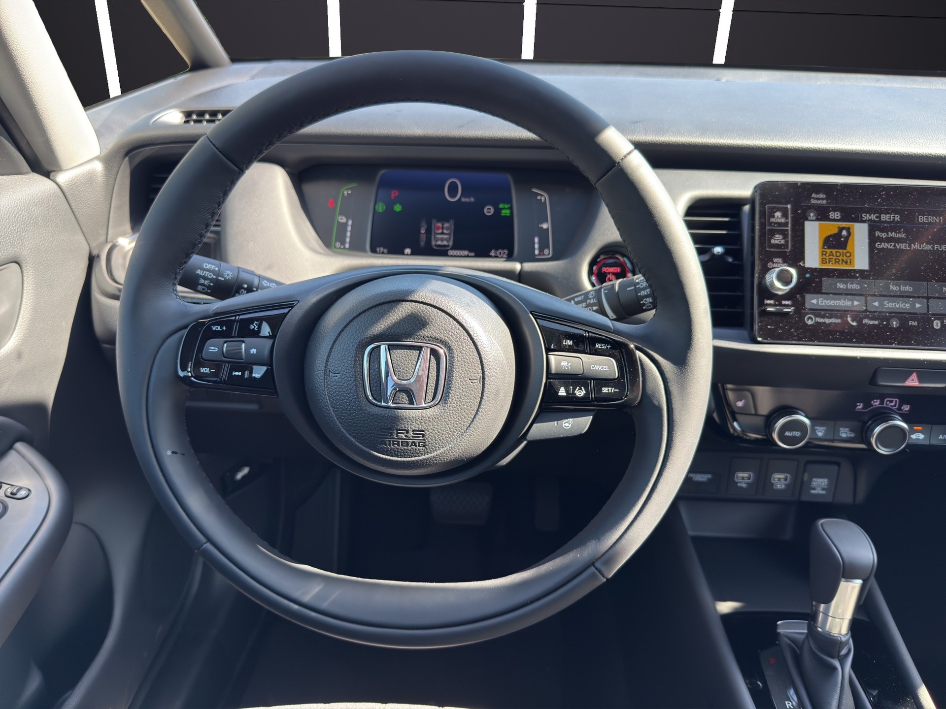 HONDA Jazz 1.5i-MMD Advance E-CVT-image-8