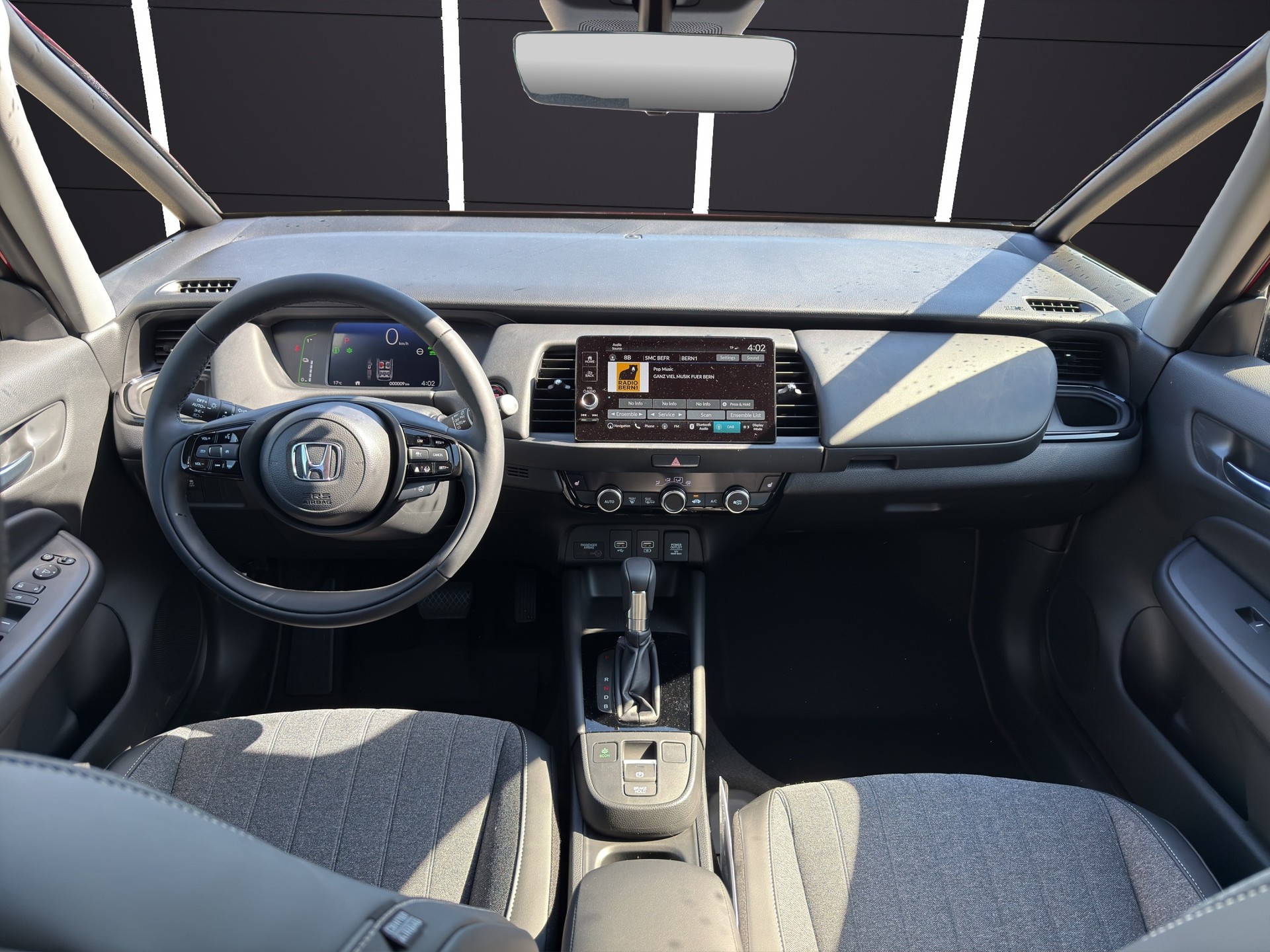 HONDA Jazz 1.5i-MMD Advance E-CVT-image-7