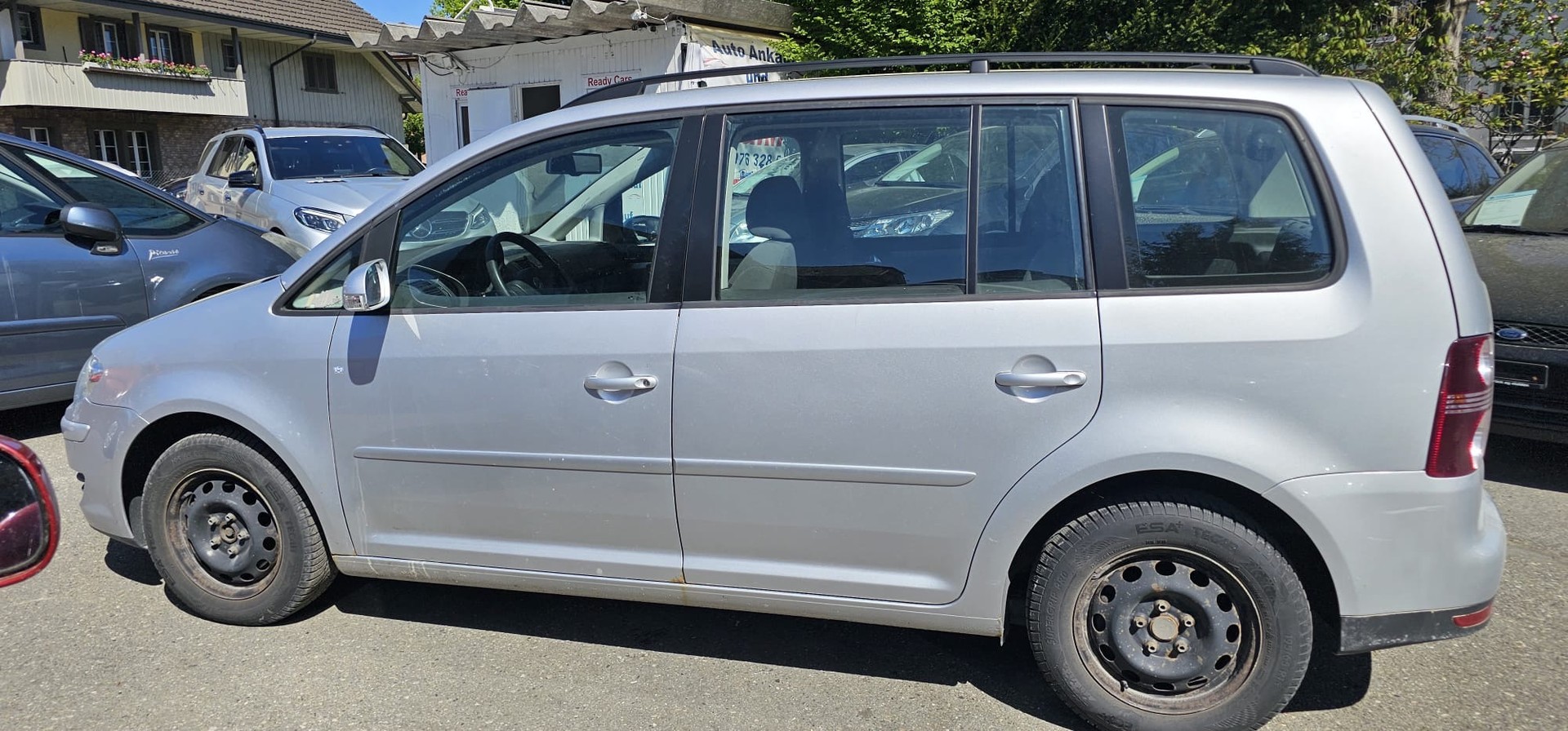VW Touran 1.4 TSI Trendline-image-4