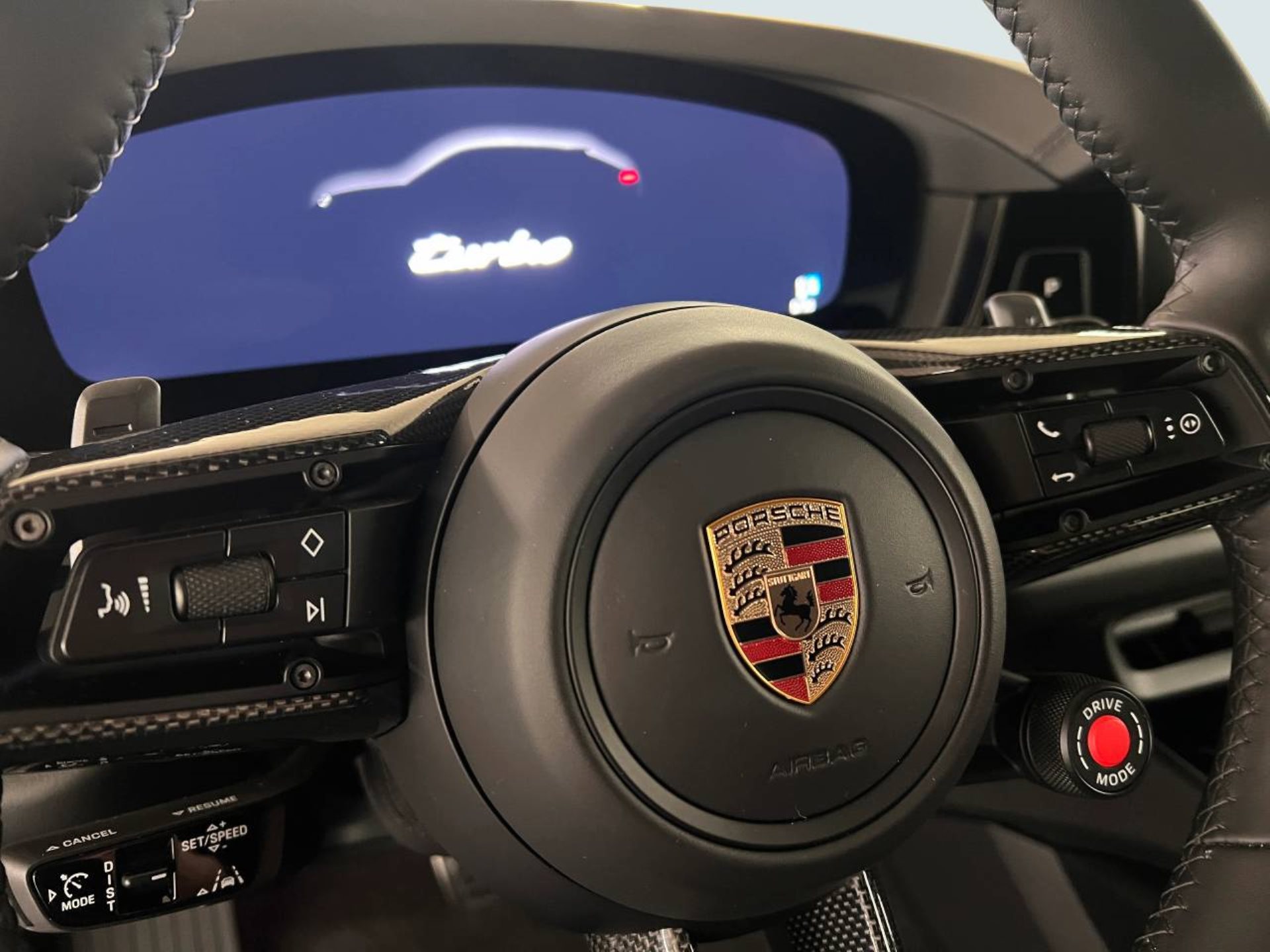PORSCHE Cayenne Turbo E-Hybrid Coupé mit GT-Paket-image-15