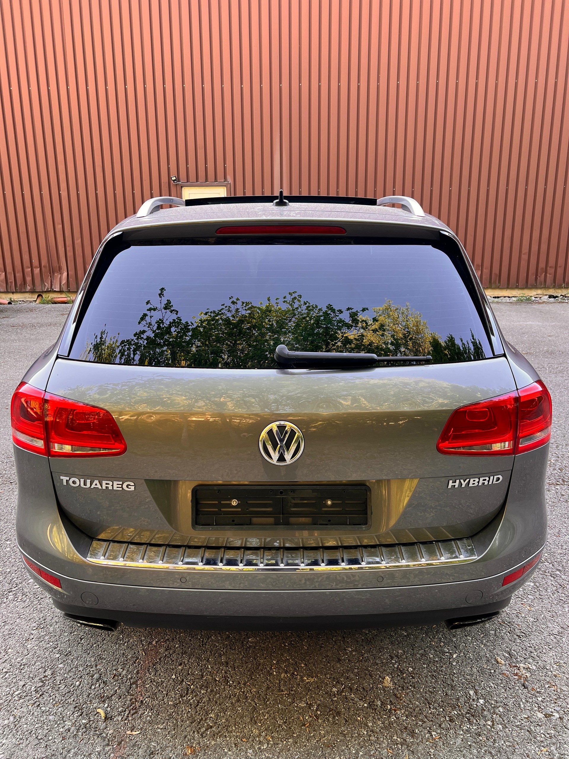 VW Touareg 3.0 TSI Hybrid Tiptronic-image-4