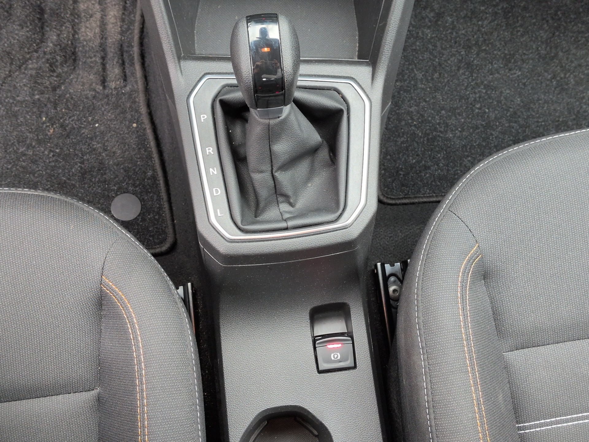 DACIA Sandero TCe 90 Comfort CVT-image-22