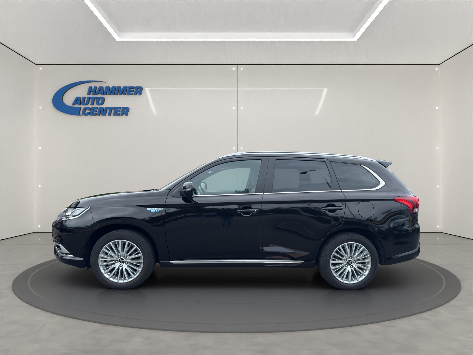 MITSUBISHI Outlander 2.4 PHEV Diamond-image-1