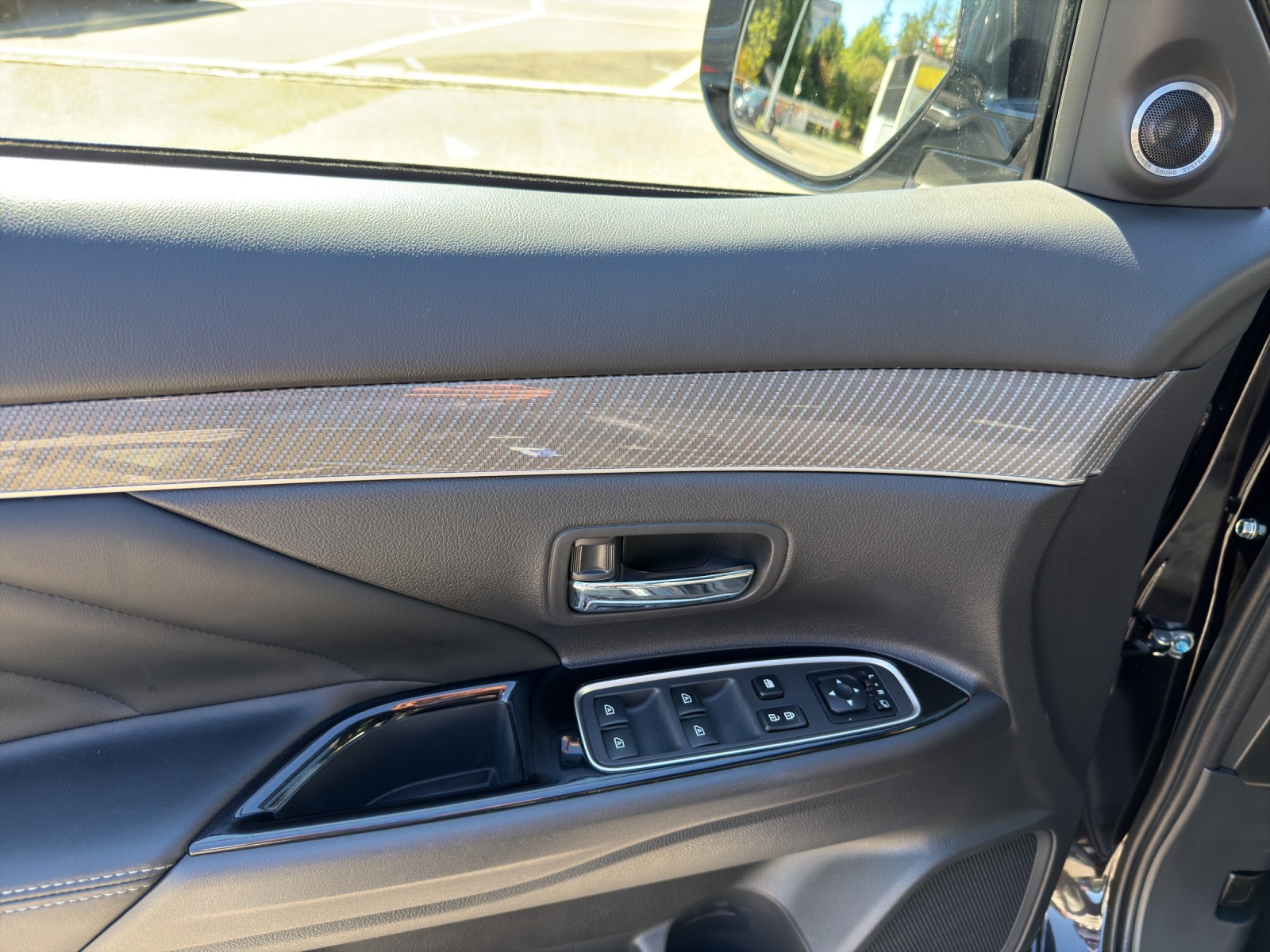 MITSUBISHI Outlander 2.4 PHEV Diamond-image-15