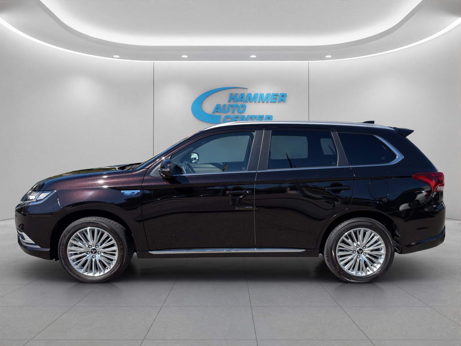 MITSUBISHI Outlander 2.4 PHEV Diamond-image-1
