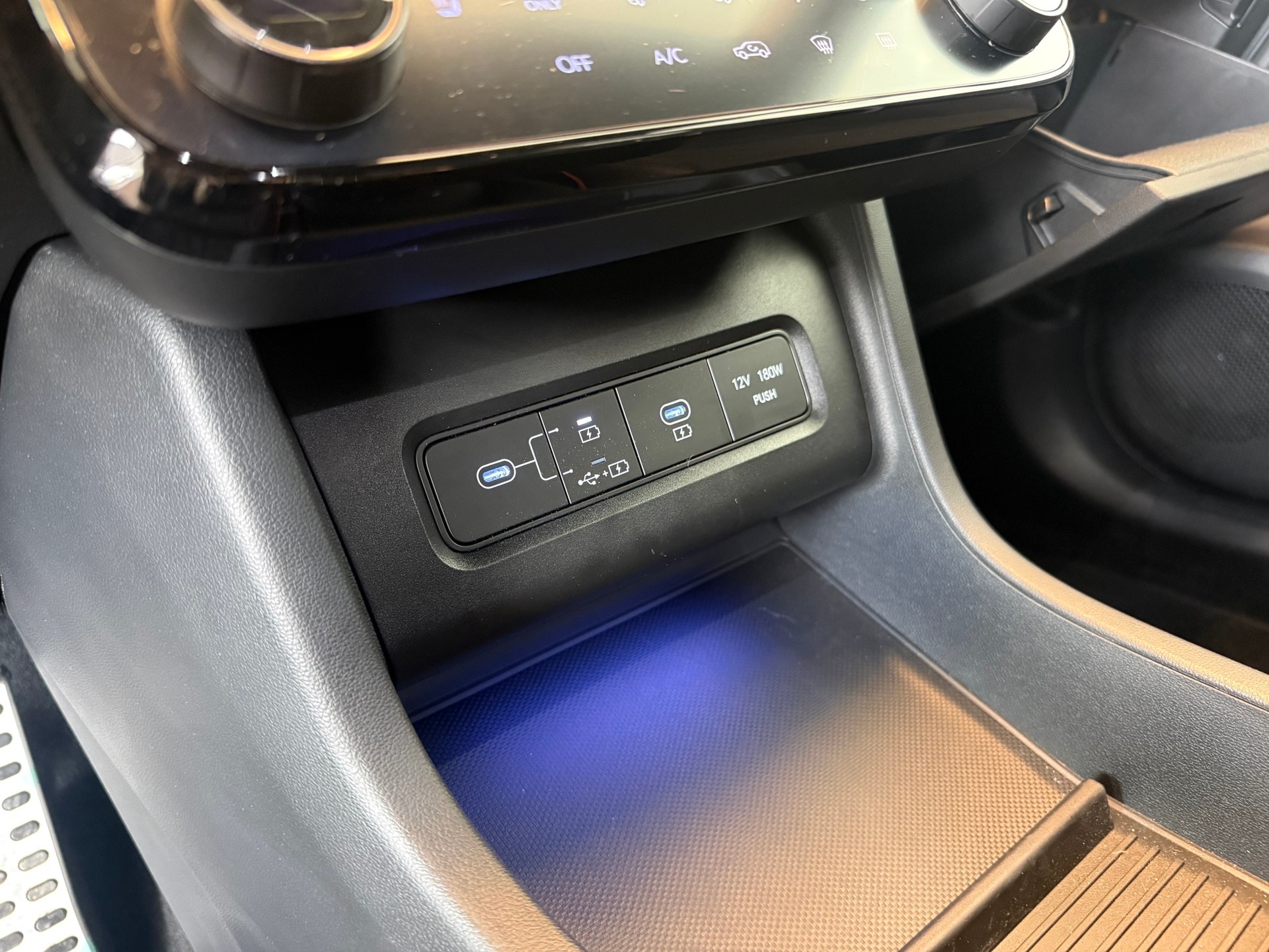 HYUNDAI Tucson 1.6 TGDI PHEV N-Line 4WD-image-17