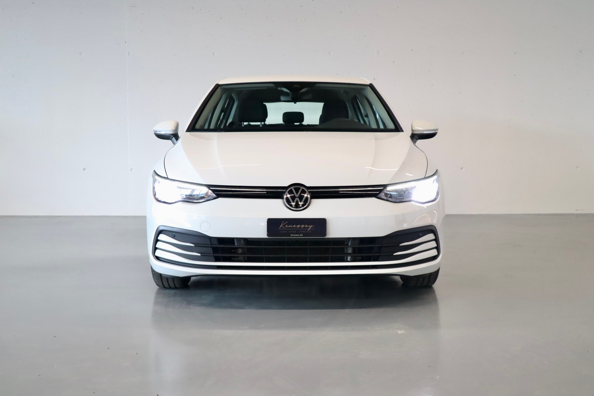 VW Golf 1.0 TSI Value-image-4