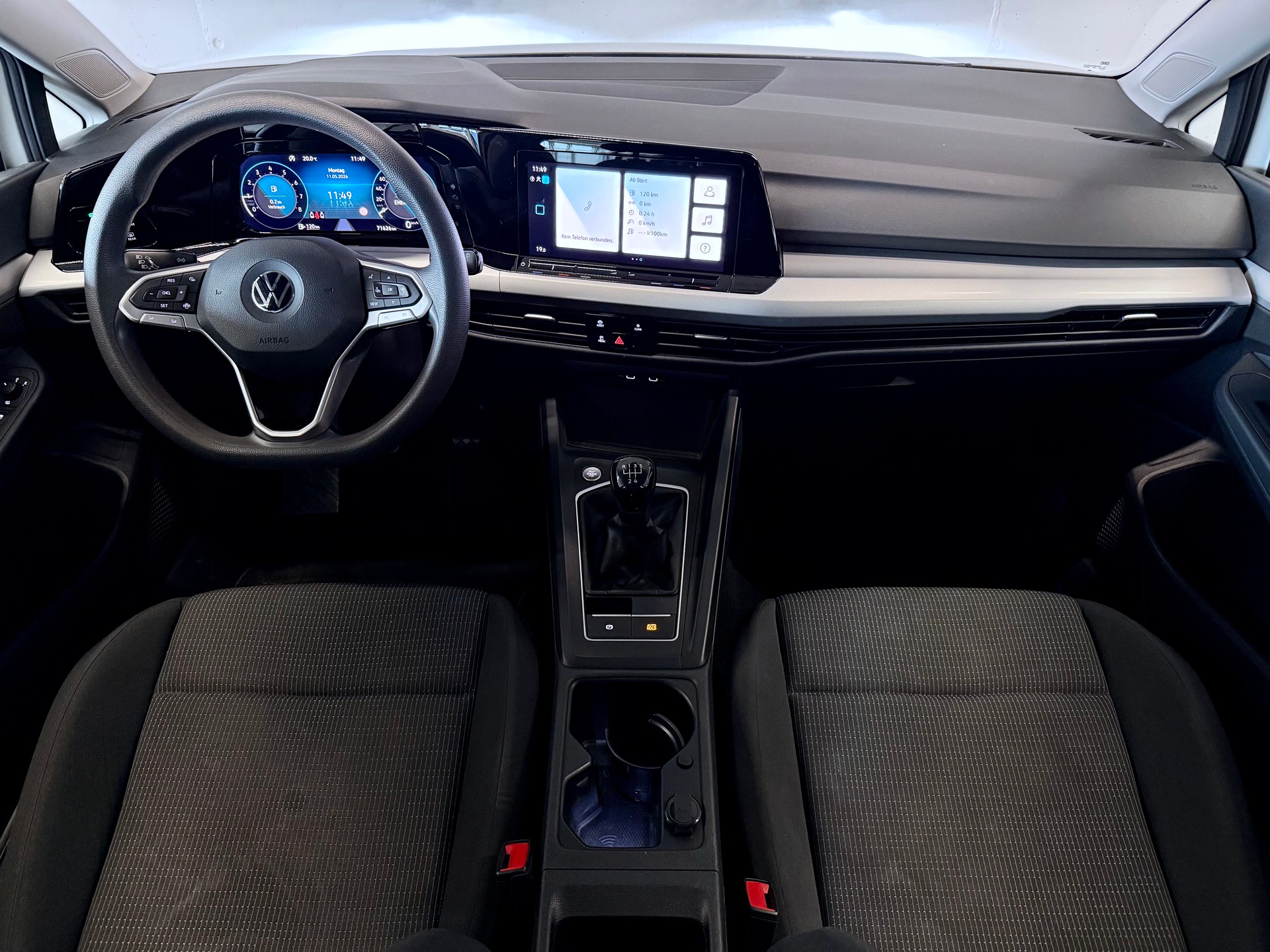 VW Golf 1.0 TSI Value-image-6