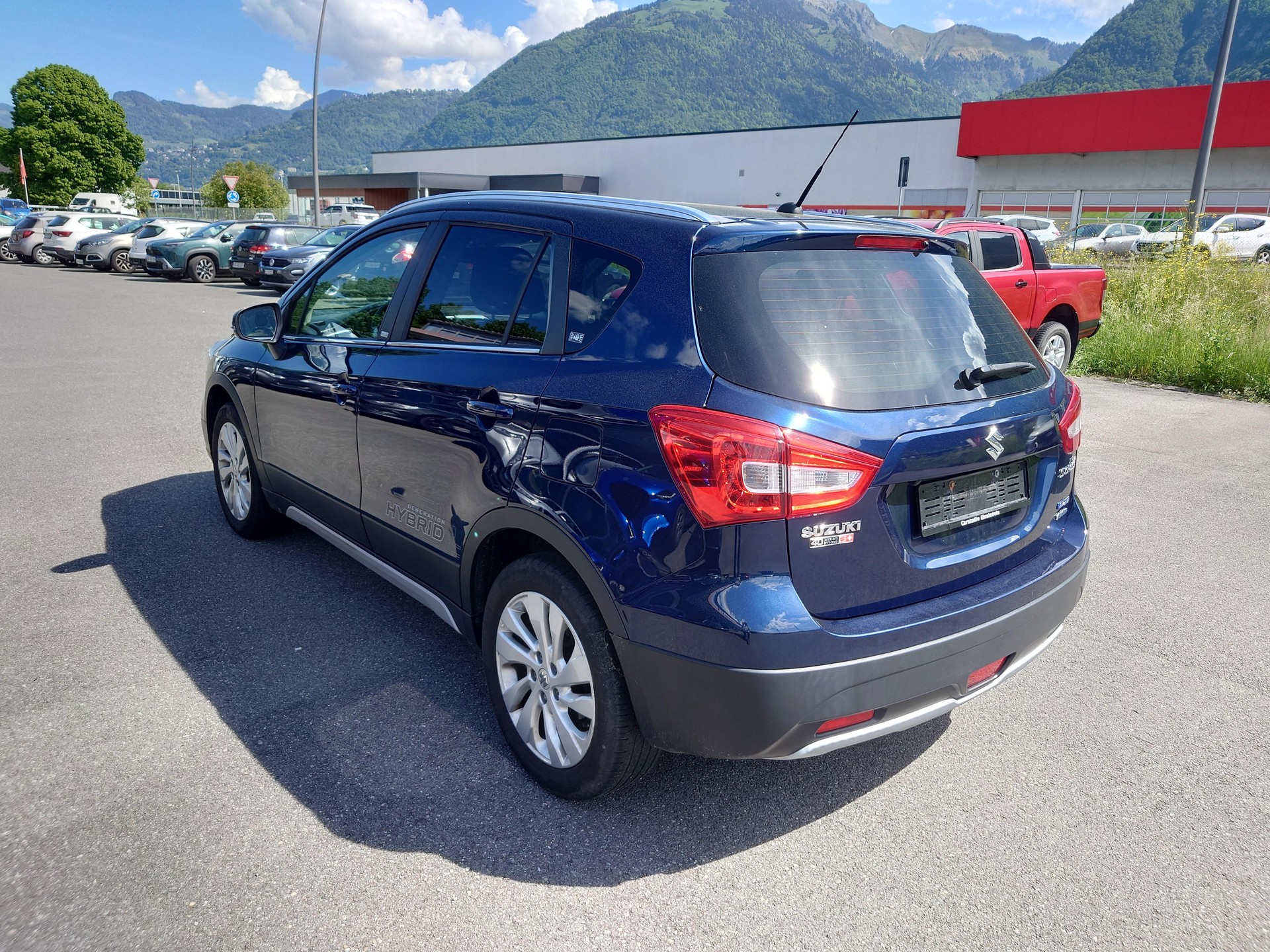 SUZUKI SX4 S-Cross 1.4 T Generation Hybrid 4x4-showroom-element-3