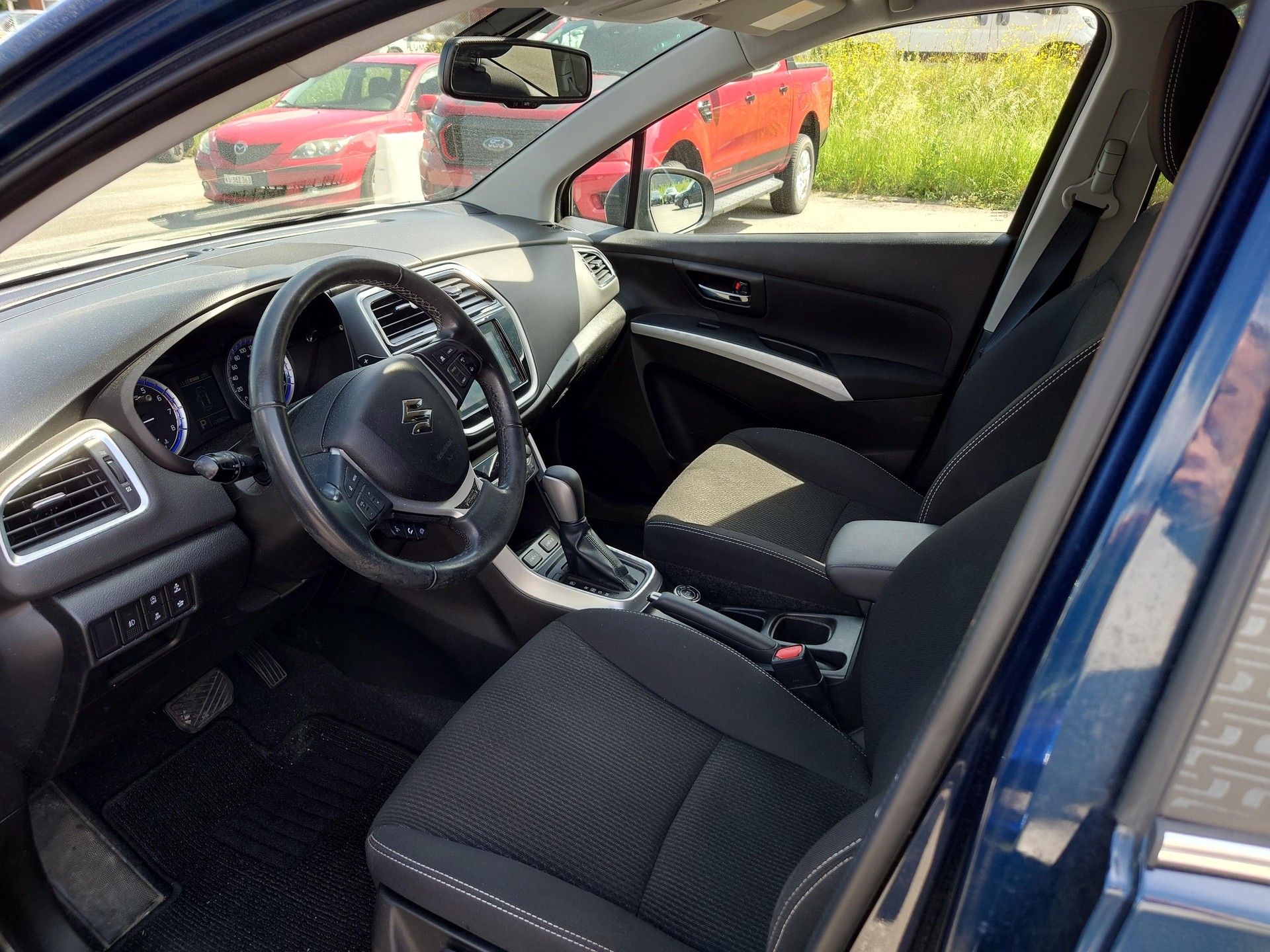 SUZUKI SX4 S-Cross 1.4 T Generation Hybrid 4x4-image-5