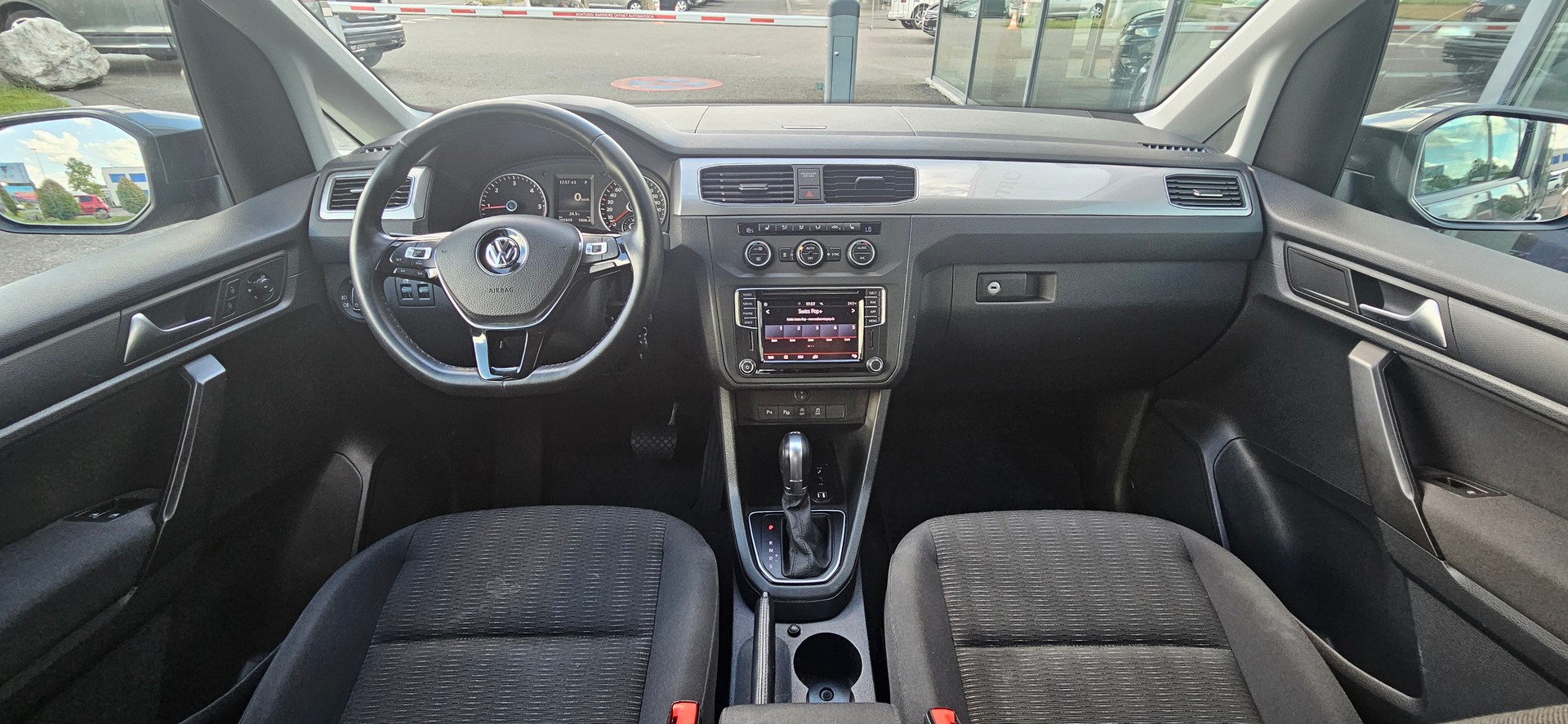 VW Caddy 2.0 TDI Liberty 4M 4Motion DSG-image-8