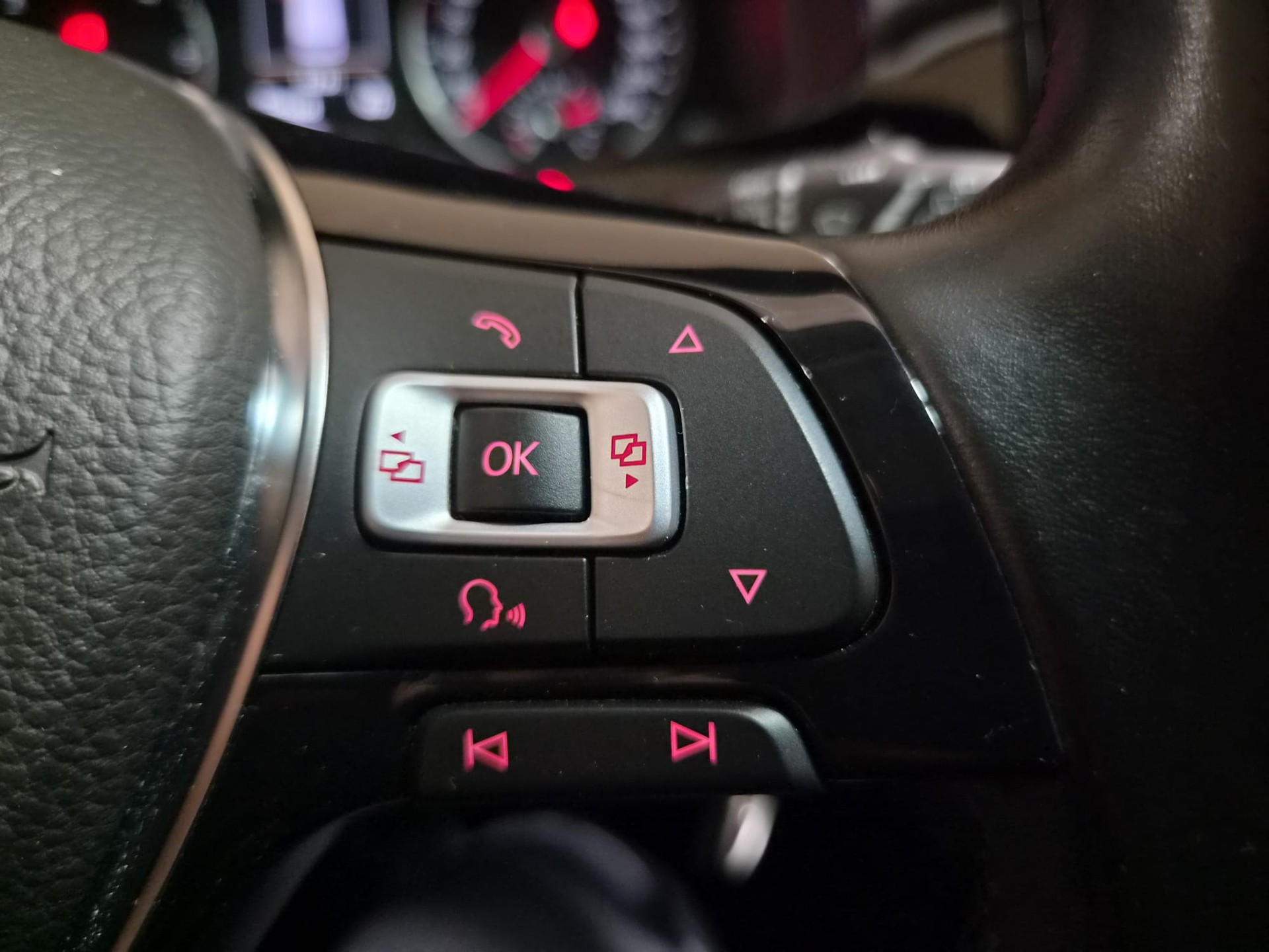 VW T6 Multivan 2.0 Bi-TDI Highline 4Motion-image-26