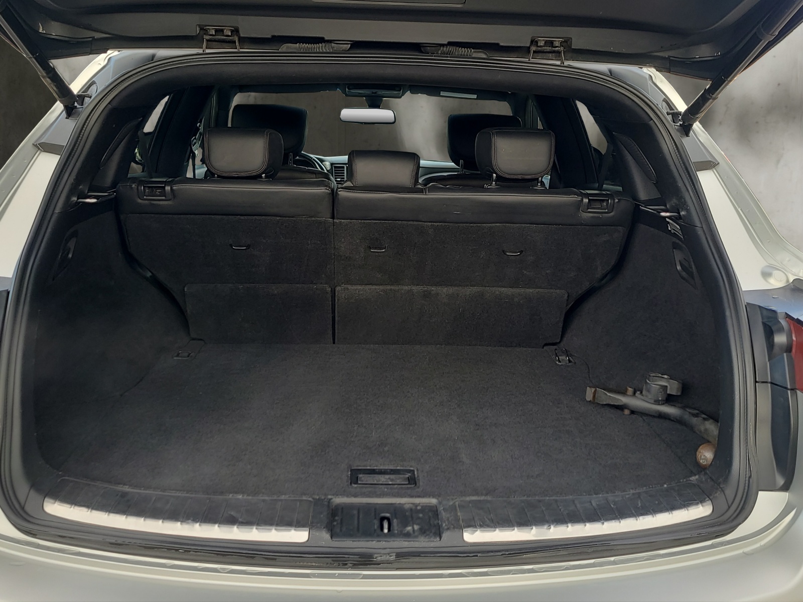 INFINITI FX50 S Premium AWD Automatic-image-8