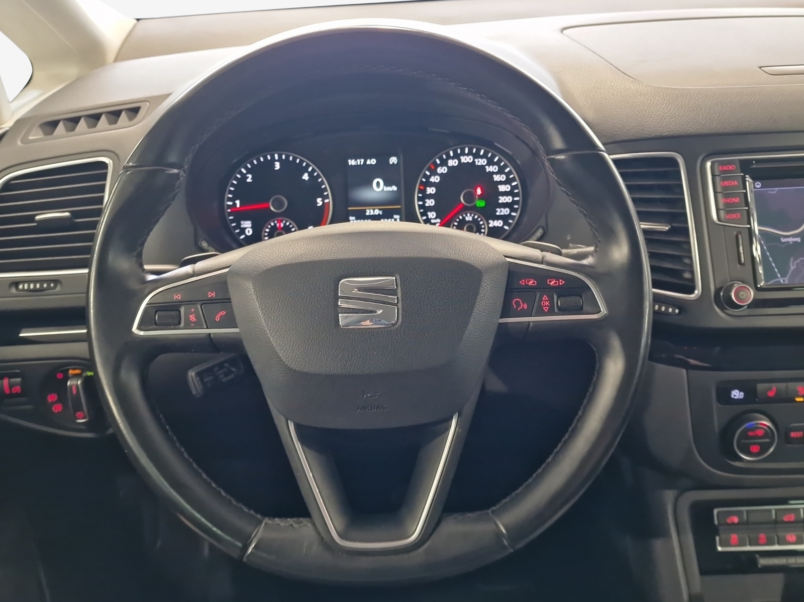 SEAT Alhambra 2.0 TDI 4Drive Style-image-9