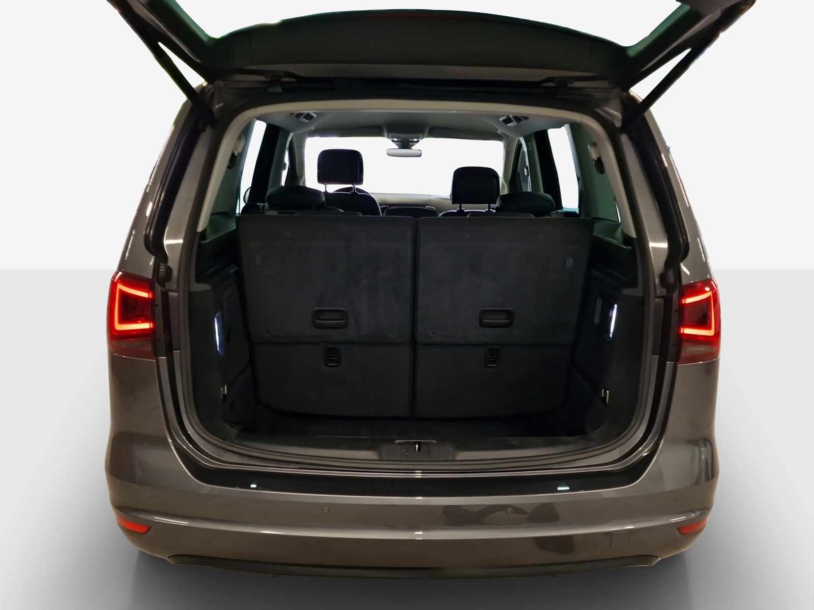 SEAT Alhambra 2.0 TDI 4Drive Style-image-12