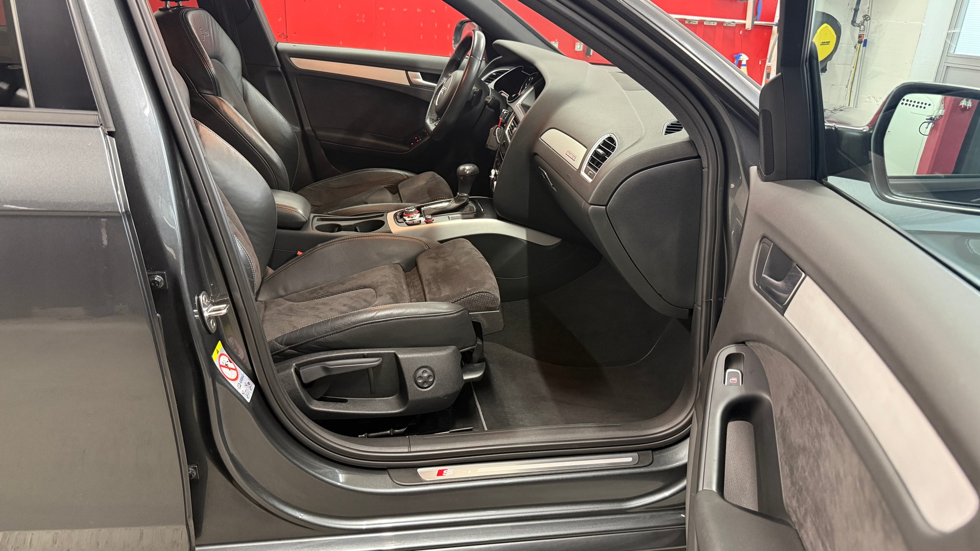 AUDI A4 Avant 2.0 TFSI quattro s-tronic S-Line/aus 1 Hand/Audi Service/mit Abstandsregler/DAB/8F, 1 J. / 20000km Garantie-image-13