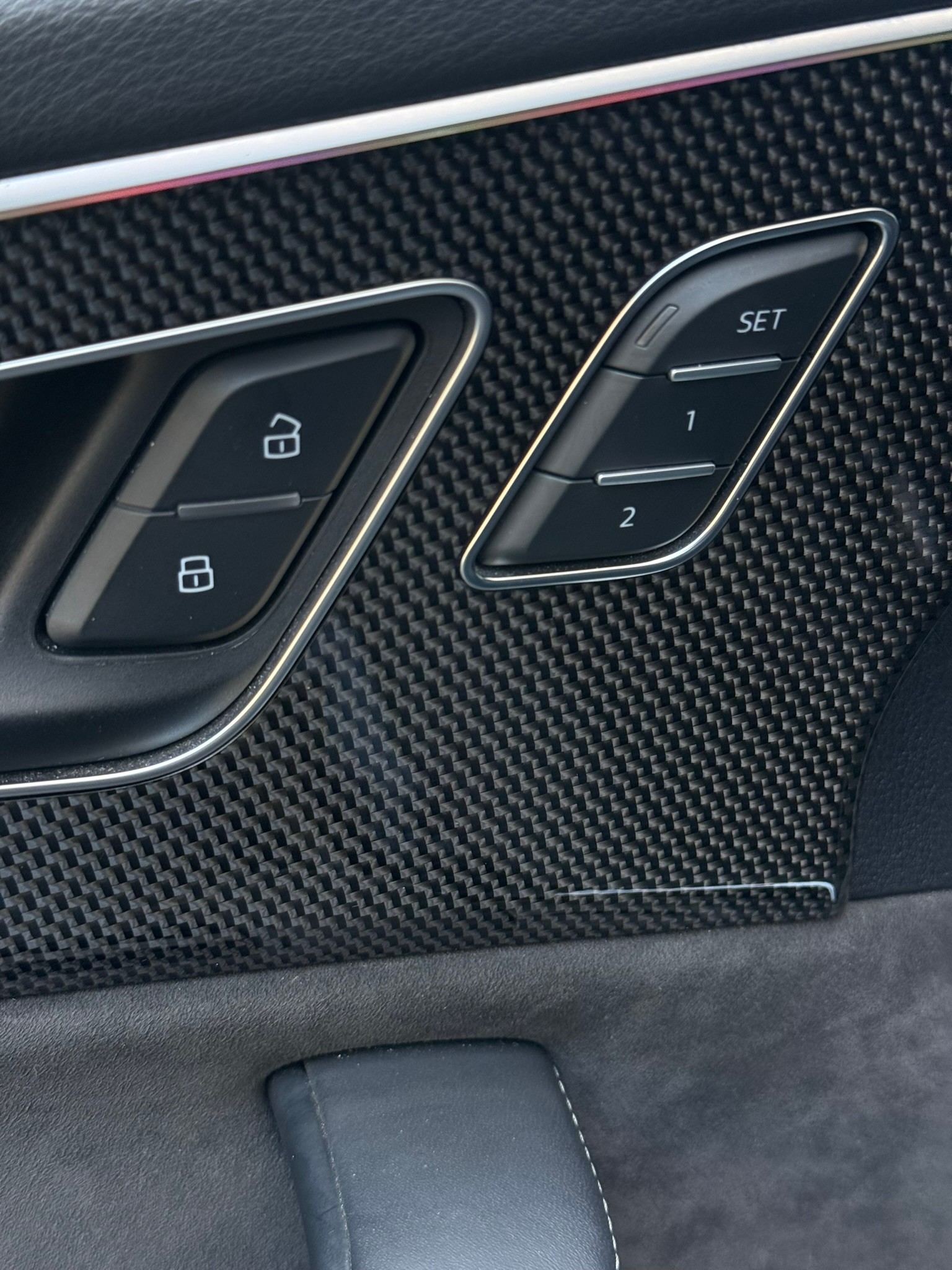 AUDI SQ8 50 TDI quattro tiptronic-image-16